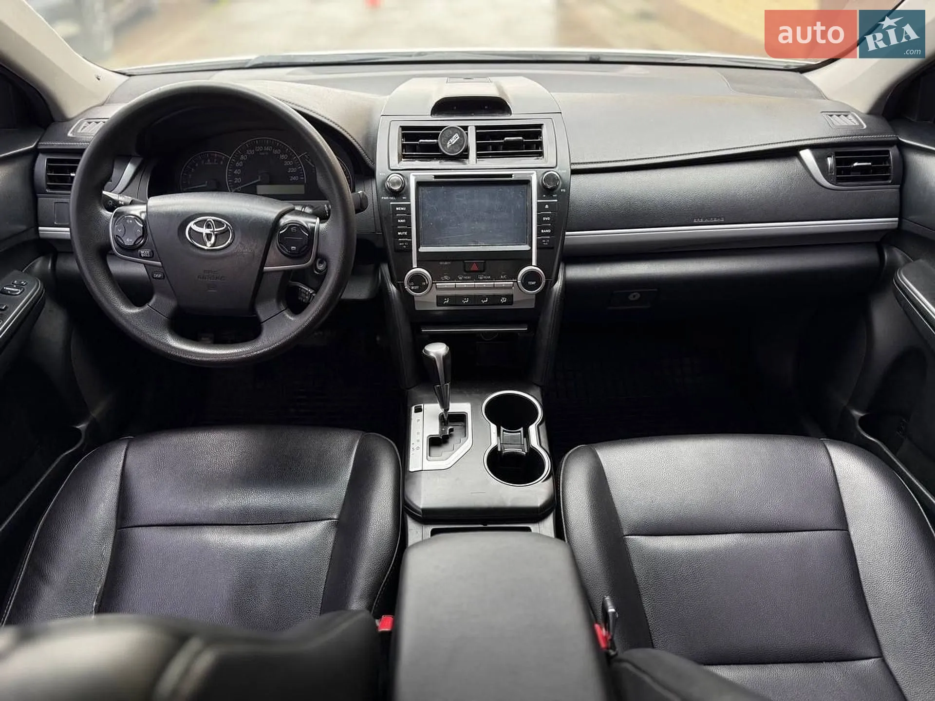 2014 Toyota Camry - мініатюра 3