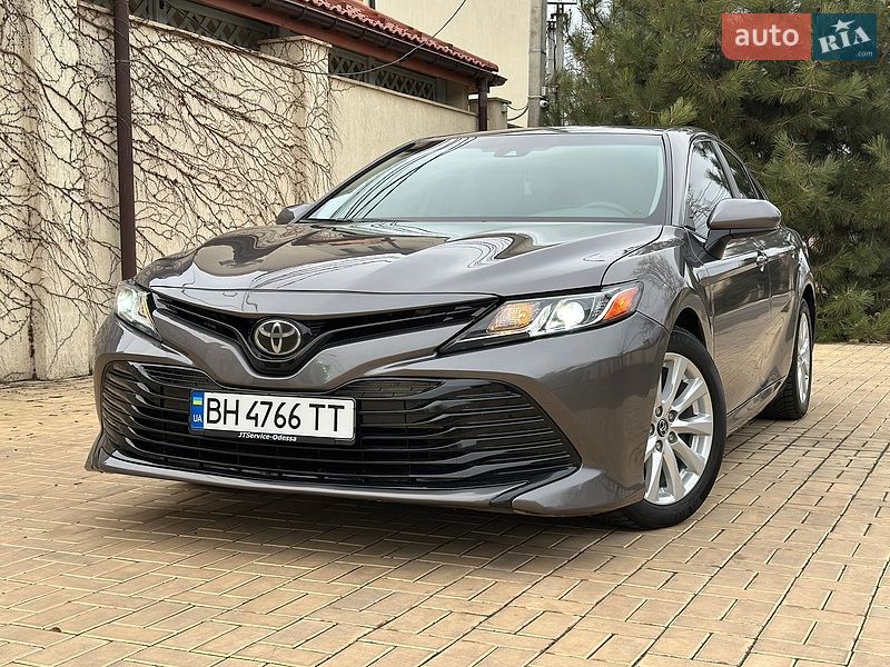 Toyota Camry 2017