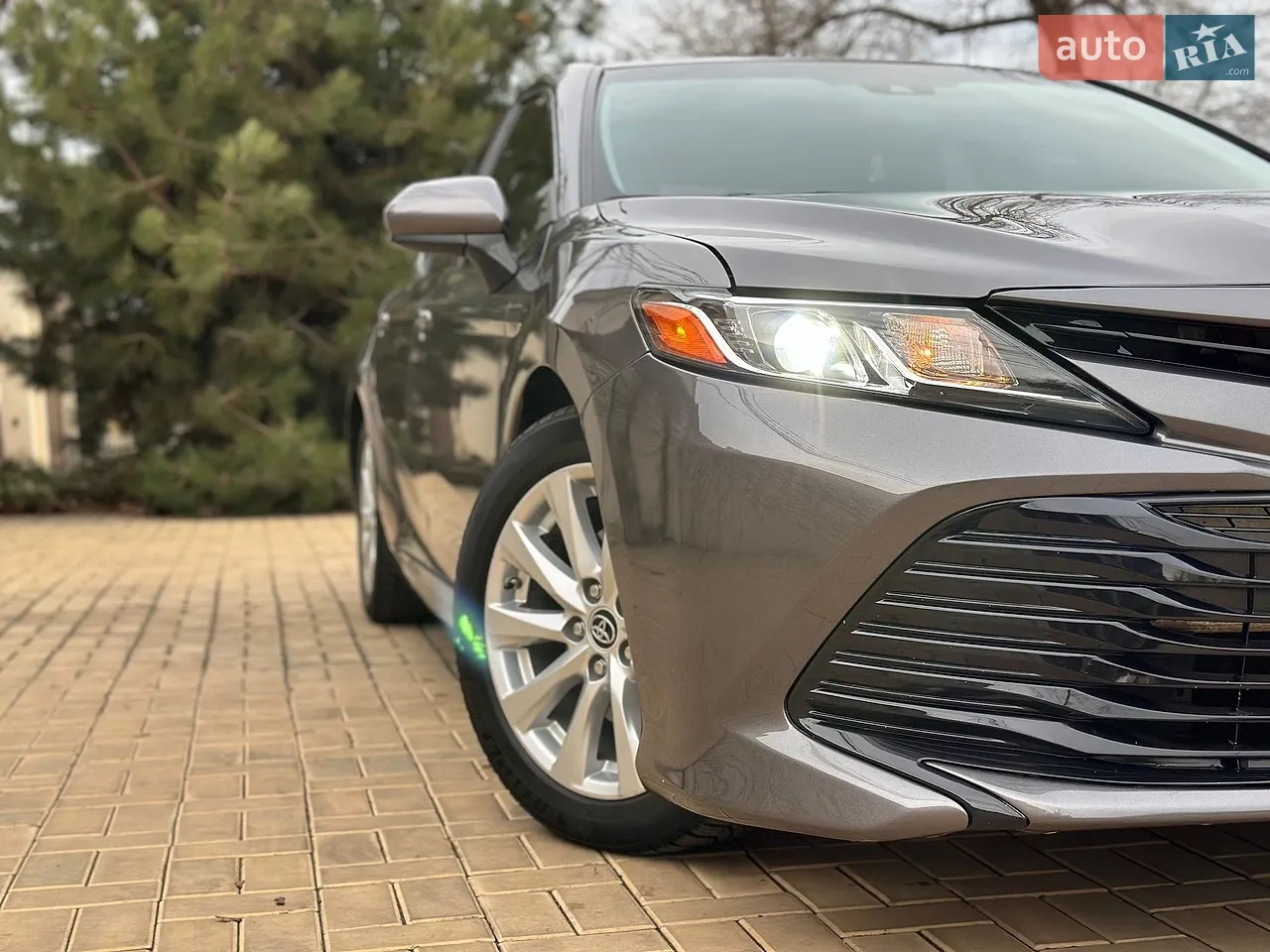 2018 Toyota Camry - мініатюра 16