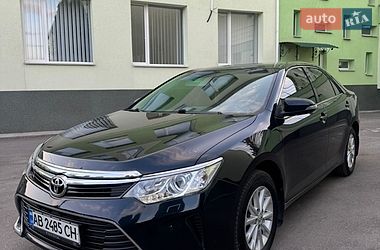 Седан Toyota Camry 2015 в Тульчине