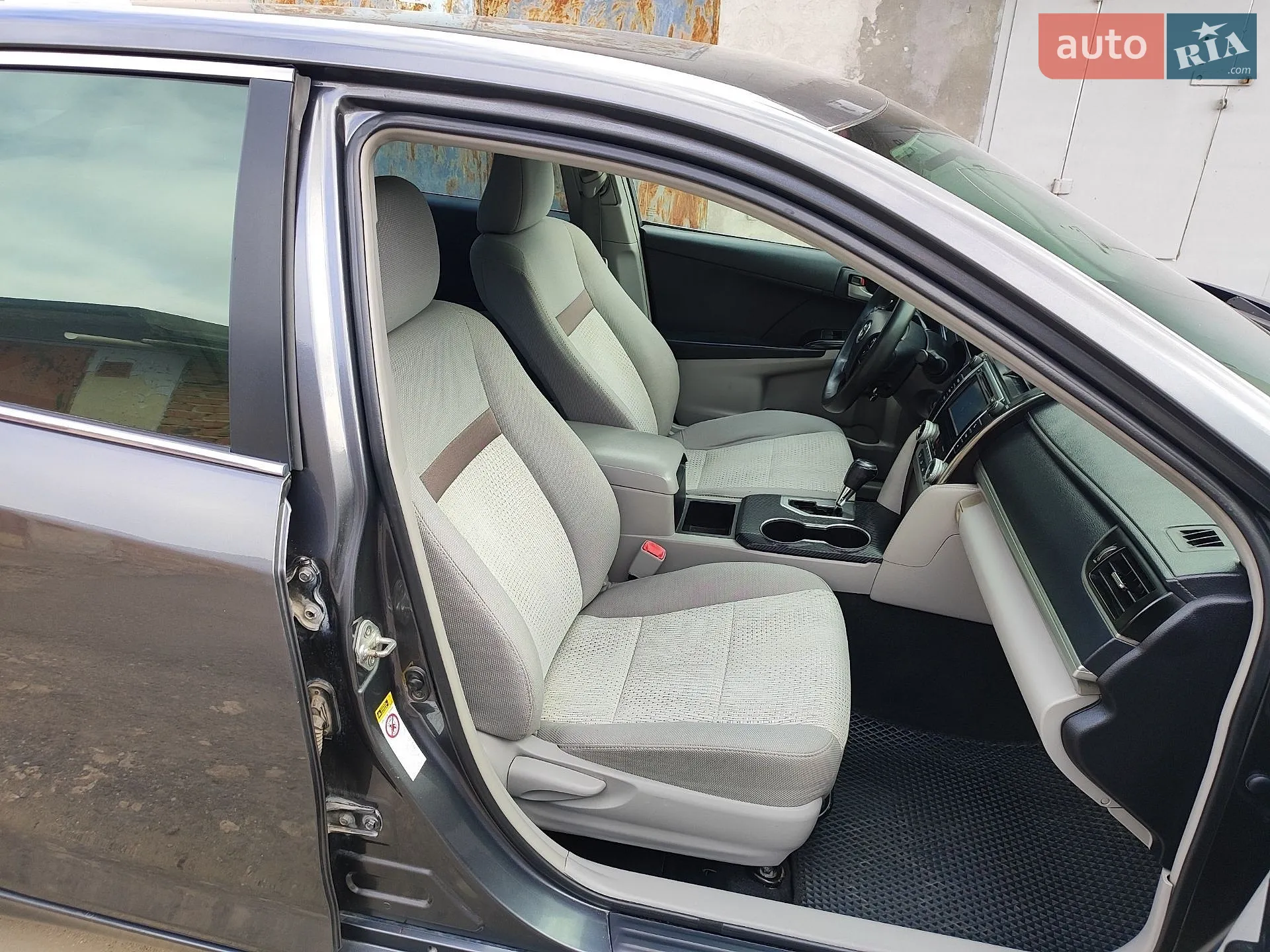 2013 Toyota Camry - мініатюра 20