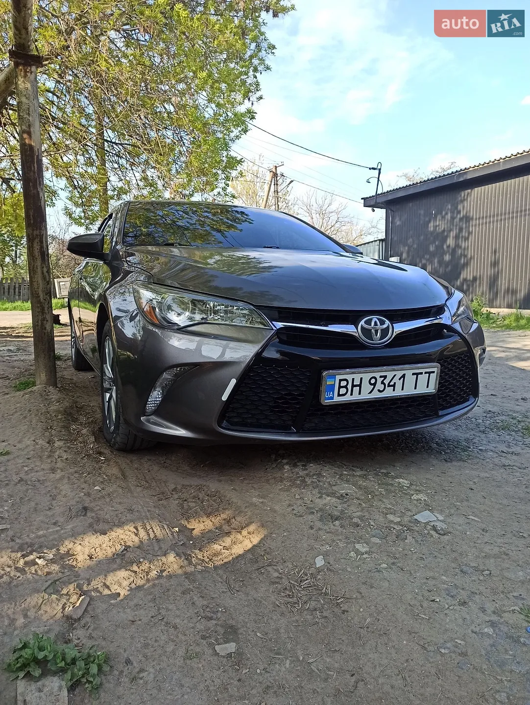 2015 Toyota Camry - фото 1