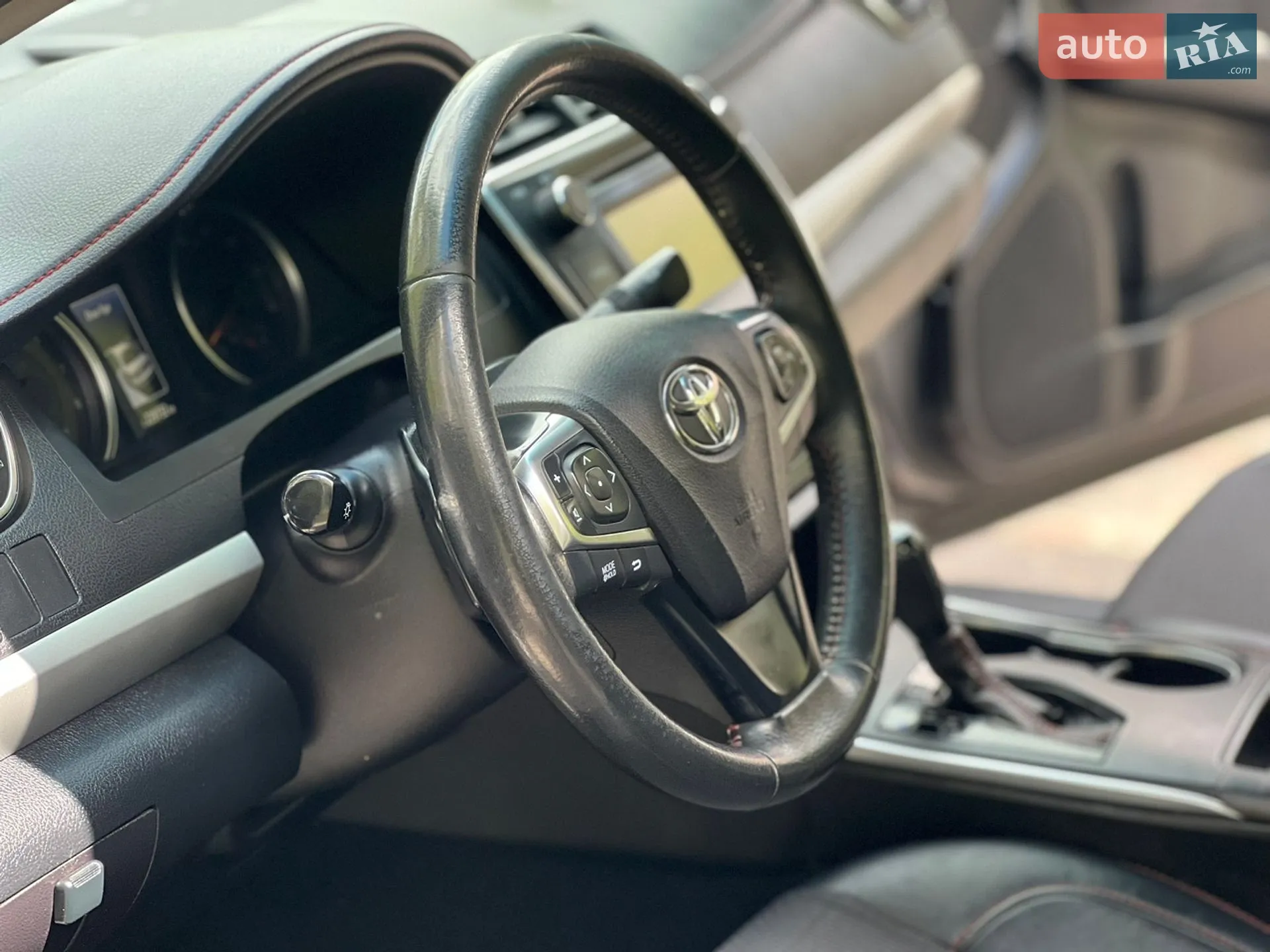 2016 Toyota Camry - мініатюра 57