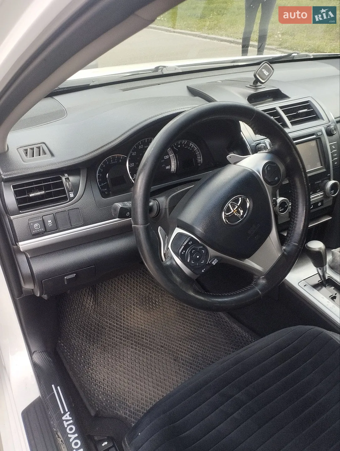 2013 Toyota Camry - мініатюра 6