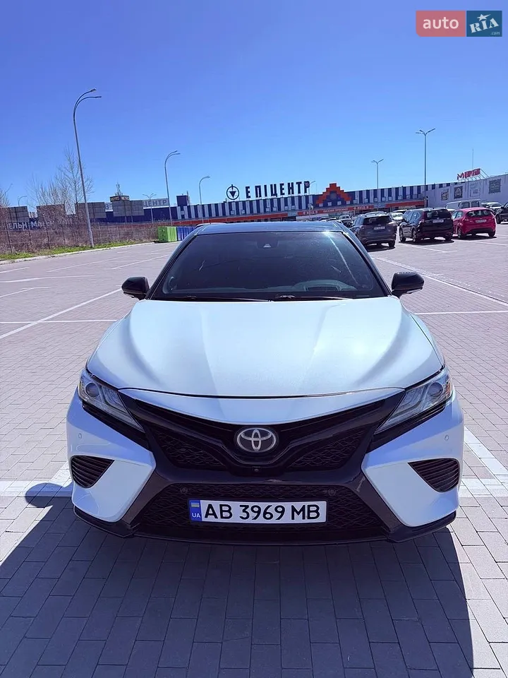 2017 Toyota Camry - мініатюра 18