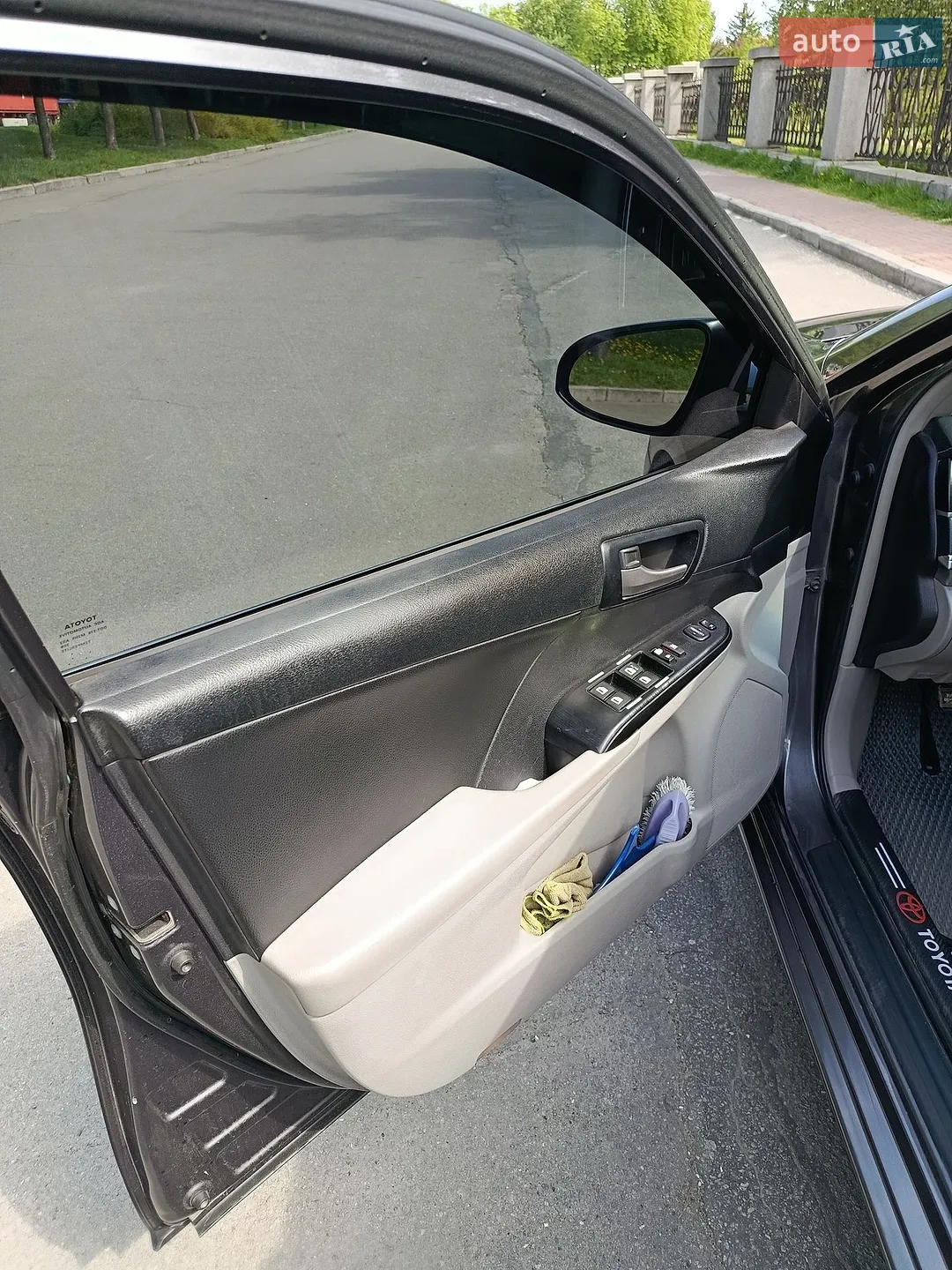 2014 Toyota Camry - мініатюра 11