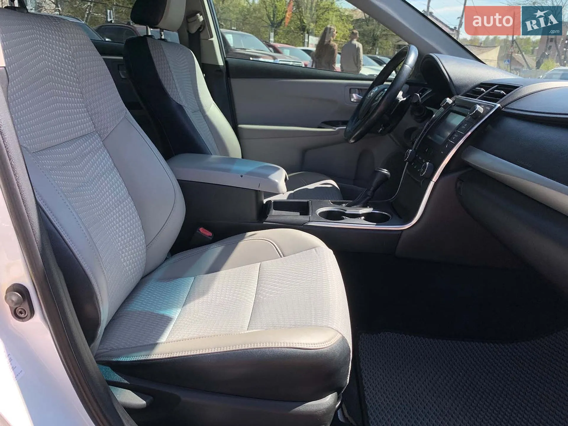 2015 Toyota Camry - мініатюра 30