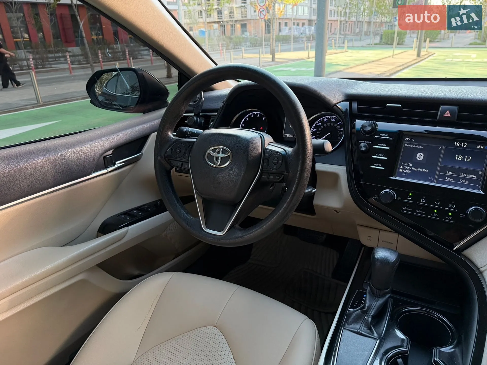2017 Toyota Camry - мініатюра 10