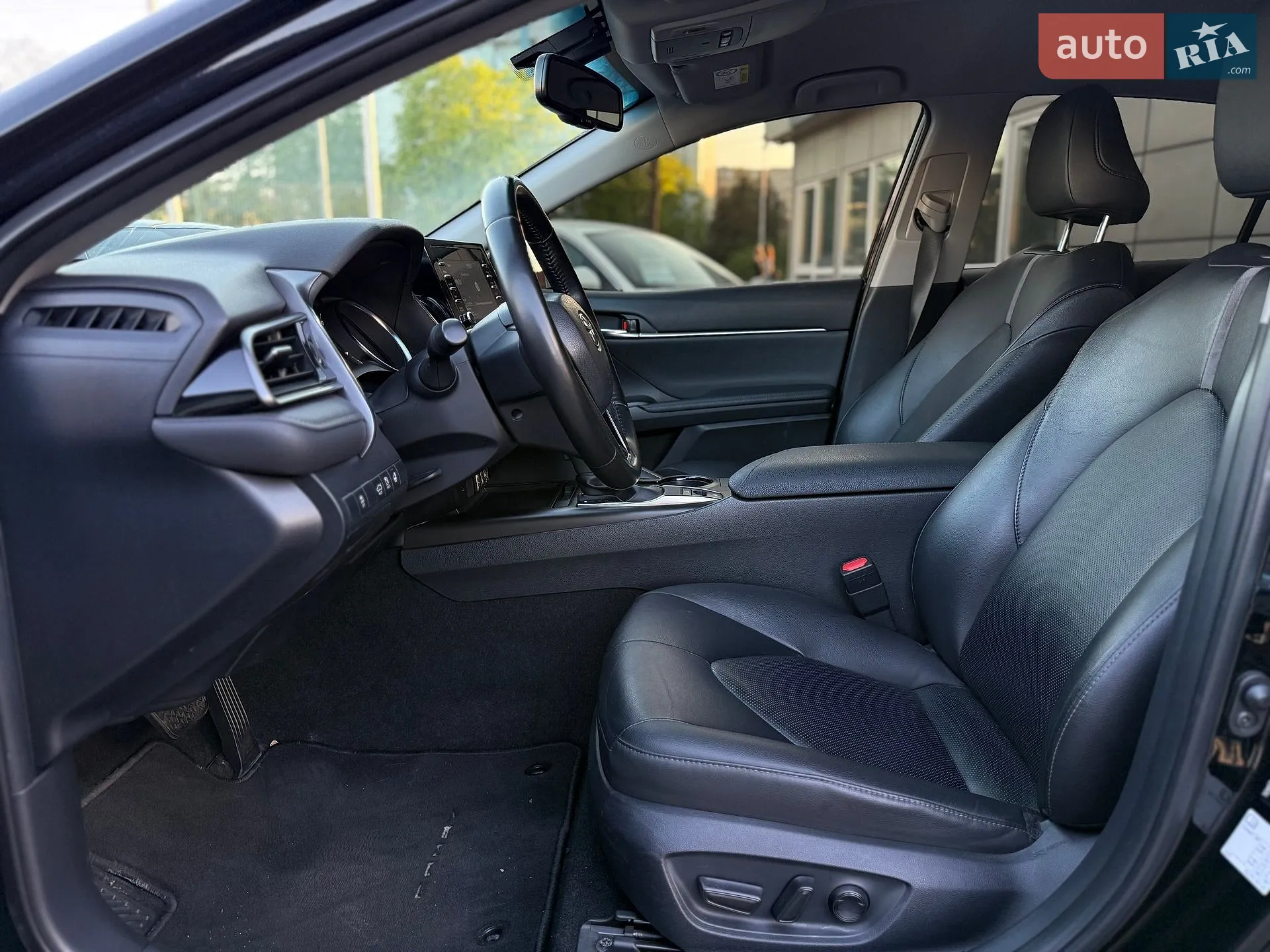 2021 Toyota Camry - мініатюра 15