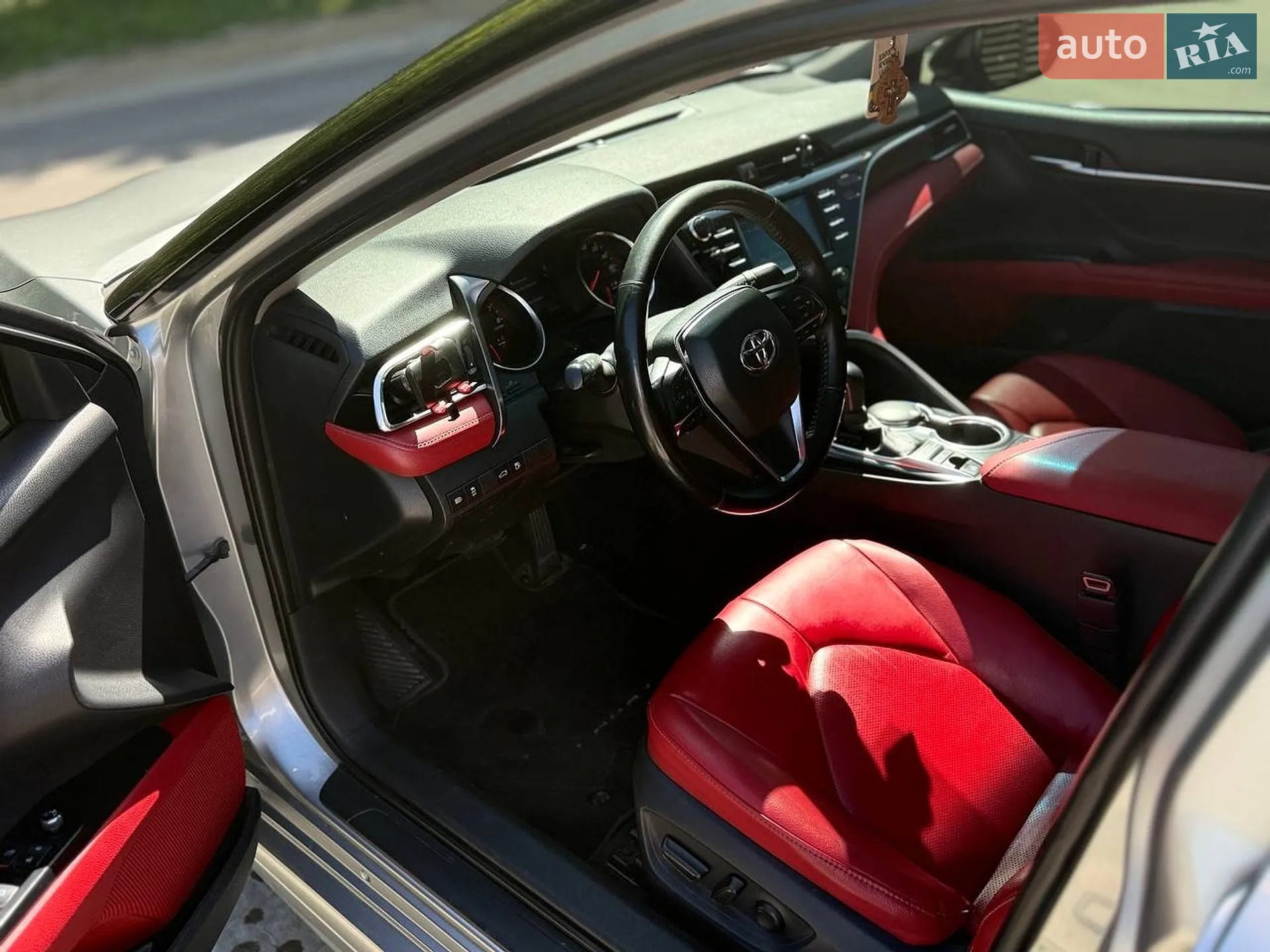 2018 Toyota Camry - мініатюра 24