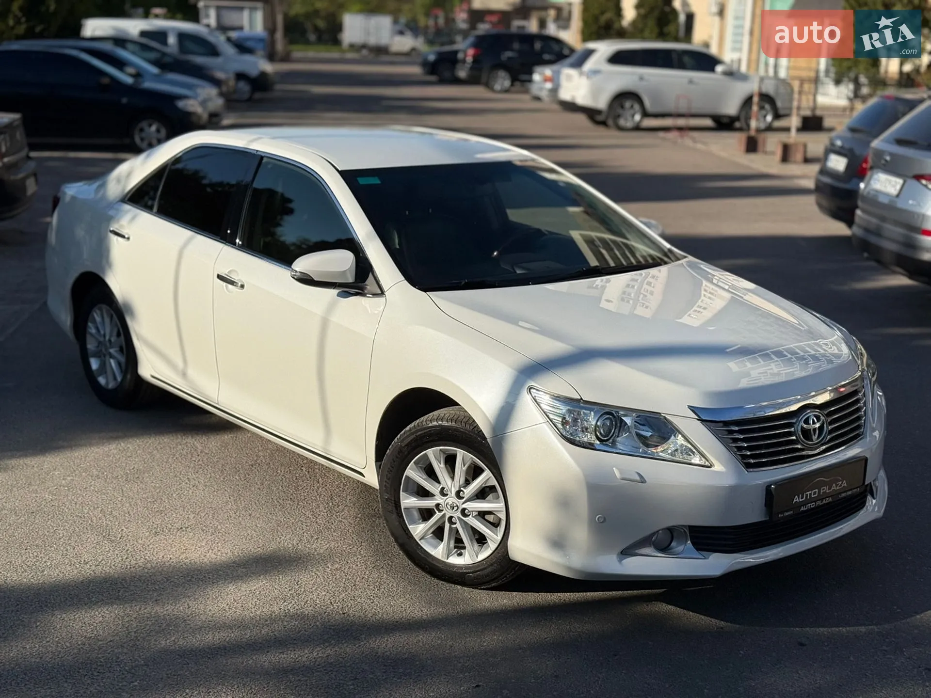 2013 Toyota Camry - мініатюра 13