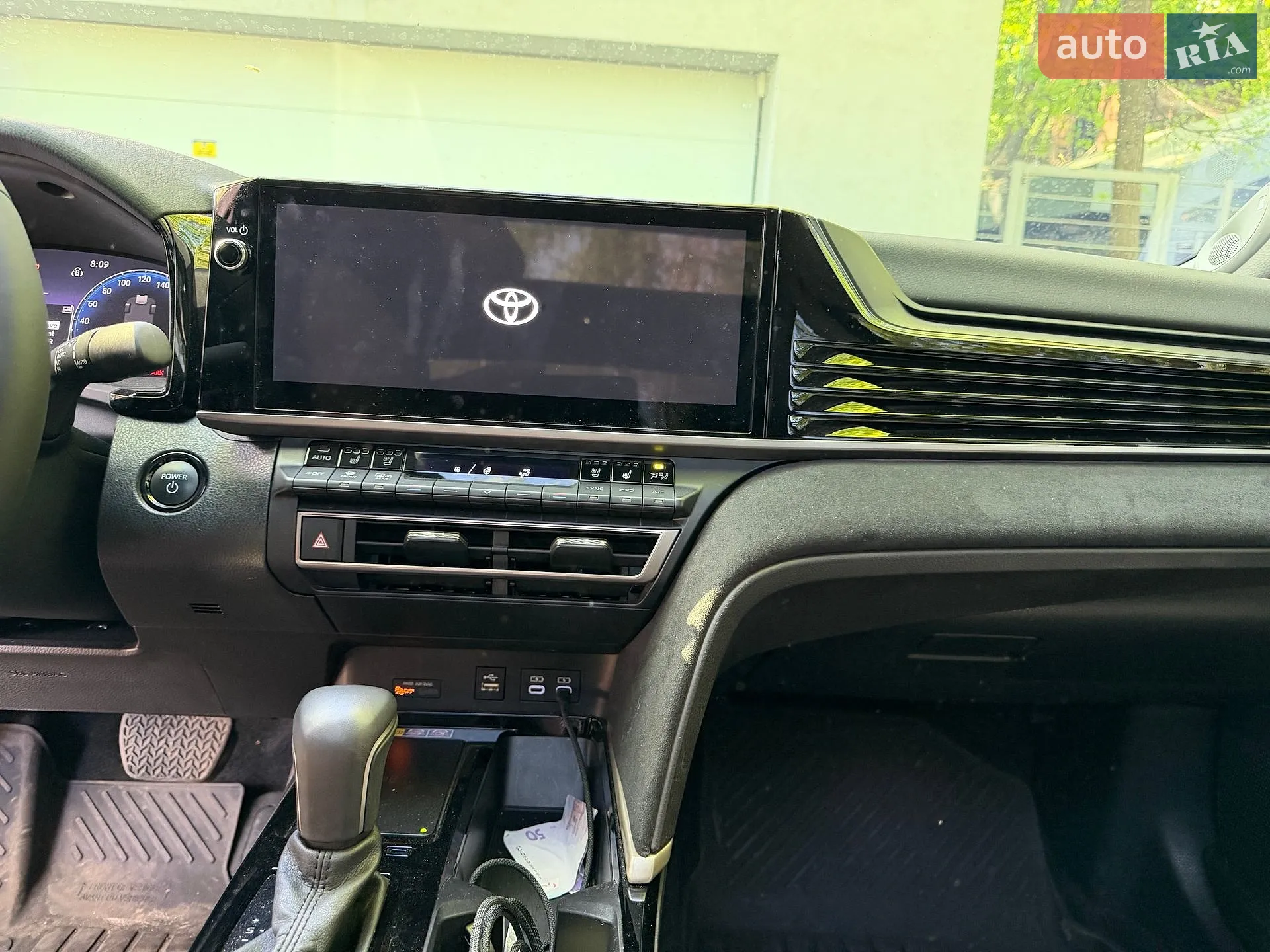 2024 Toyota Camry - мініатюра 8