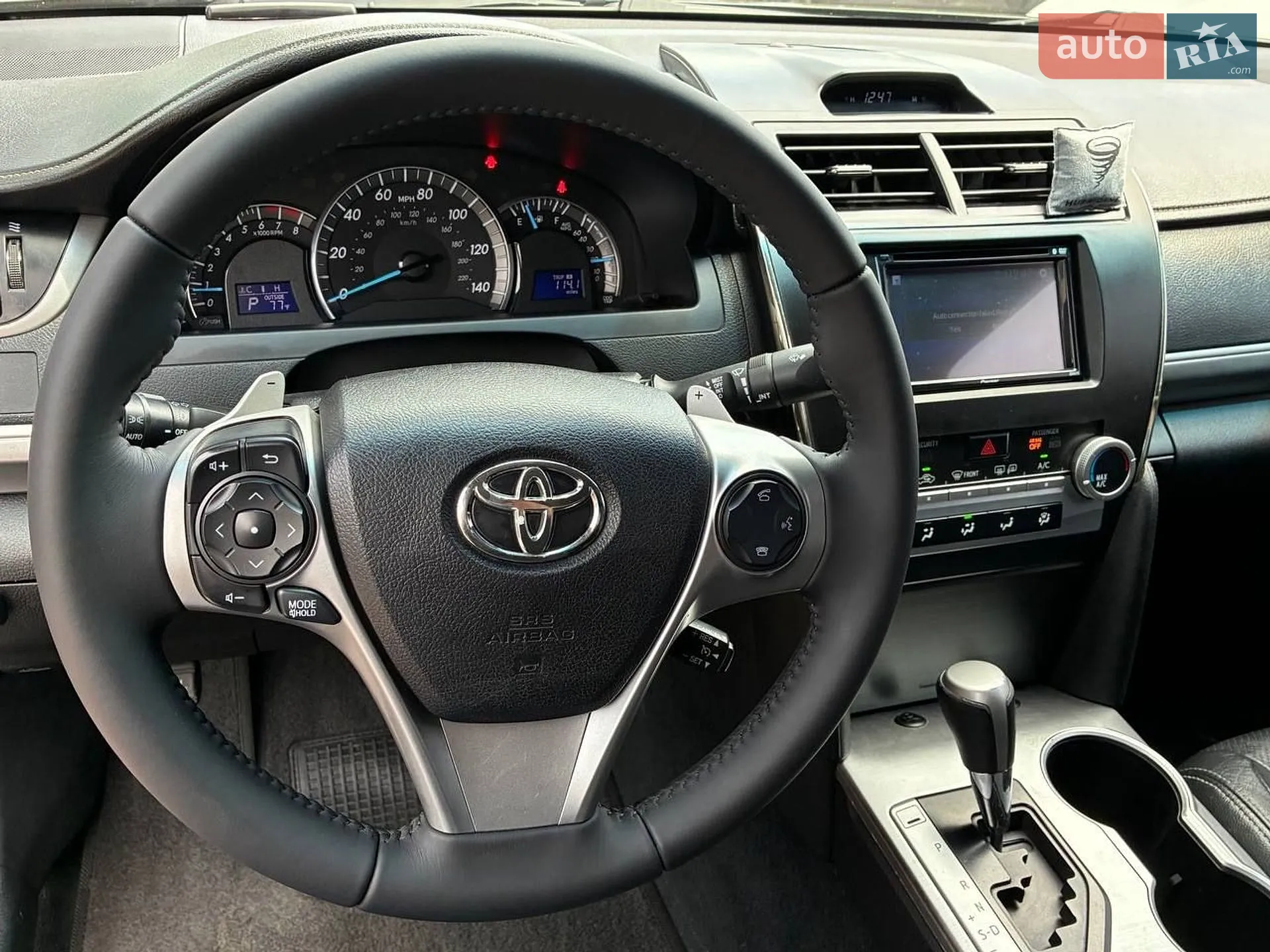 2013 Toyota Camry - мініатюра 17
