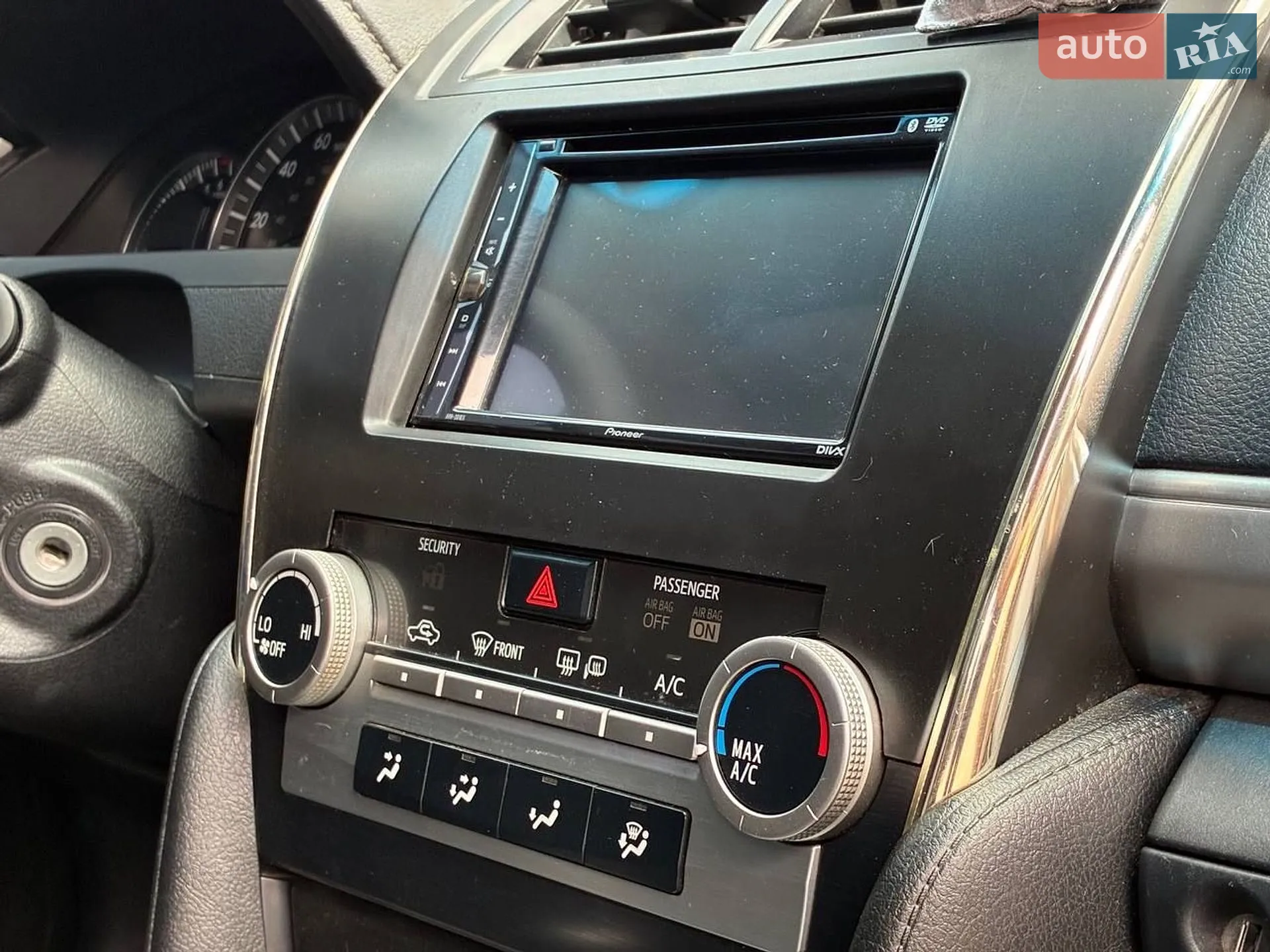 2013 Toyota Camry - мініатюра 30