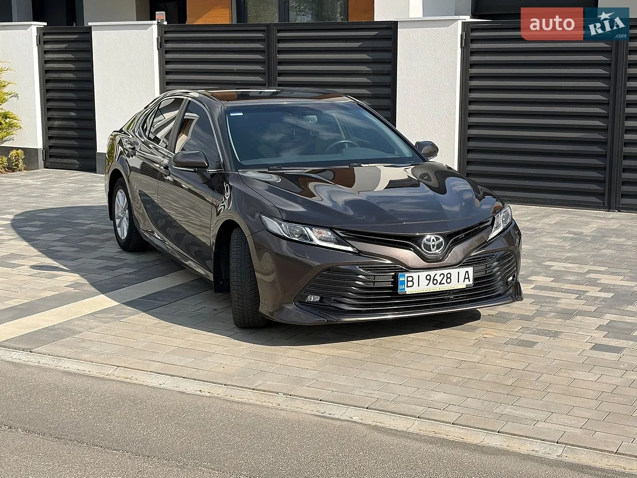 2018 Toyota Camry - мініатюра 17