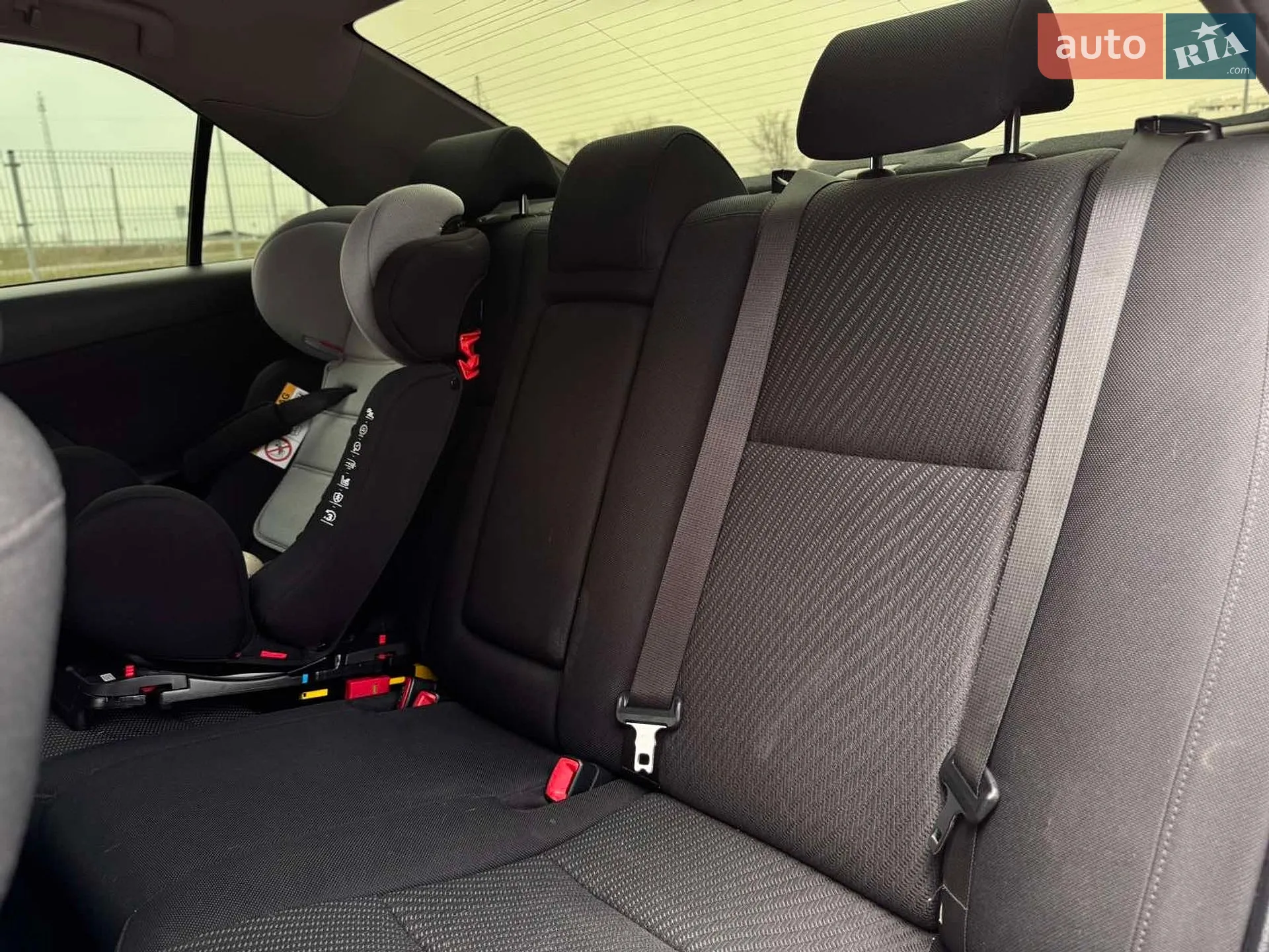 2016 Toyota Camry - мініатюра 14