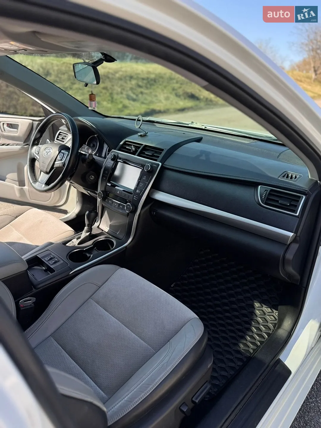 2015 Toyota Camry - мініатюра 23