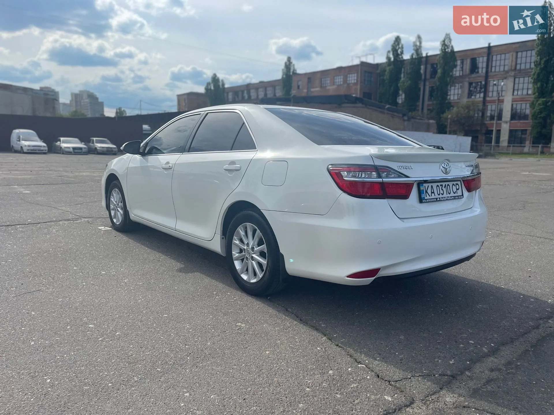 2014 Toyota Camry - мініатюра 3
