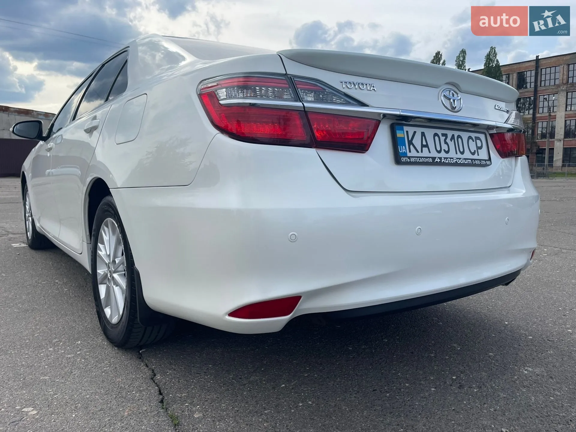 2014 Toyota Camry - мініатюра 21