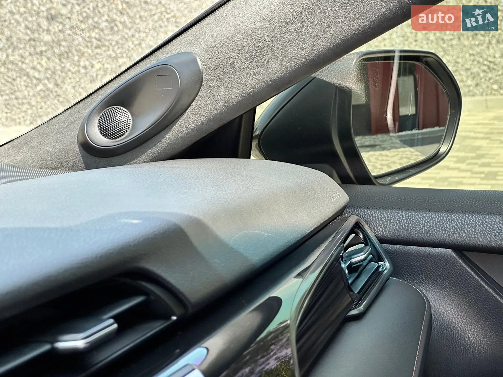 2020 Toyota Camry - мініатюра 31