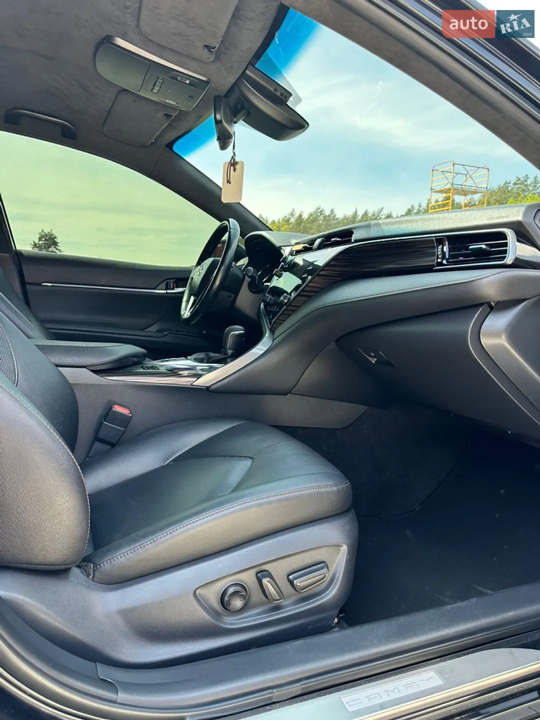 2020 Toyota Camry - мініатюра 37