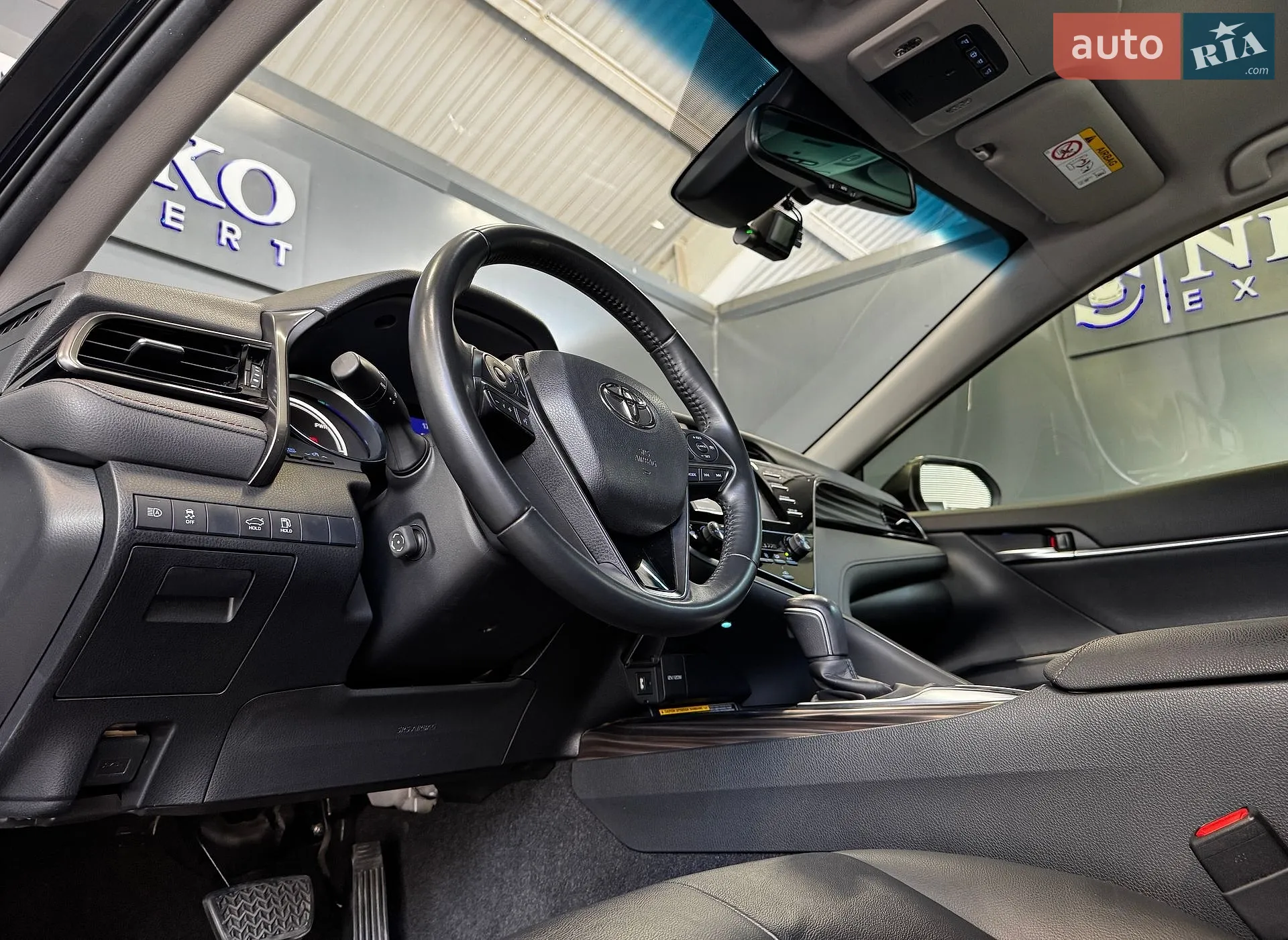 2020 Toyota Camry - мініатюра 25