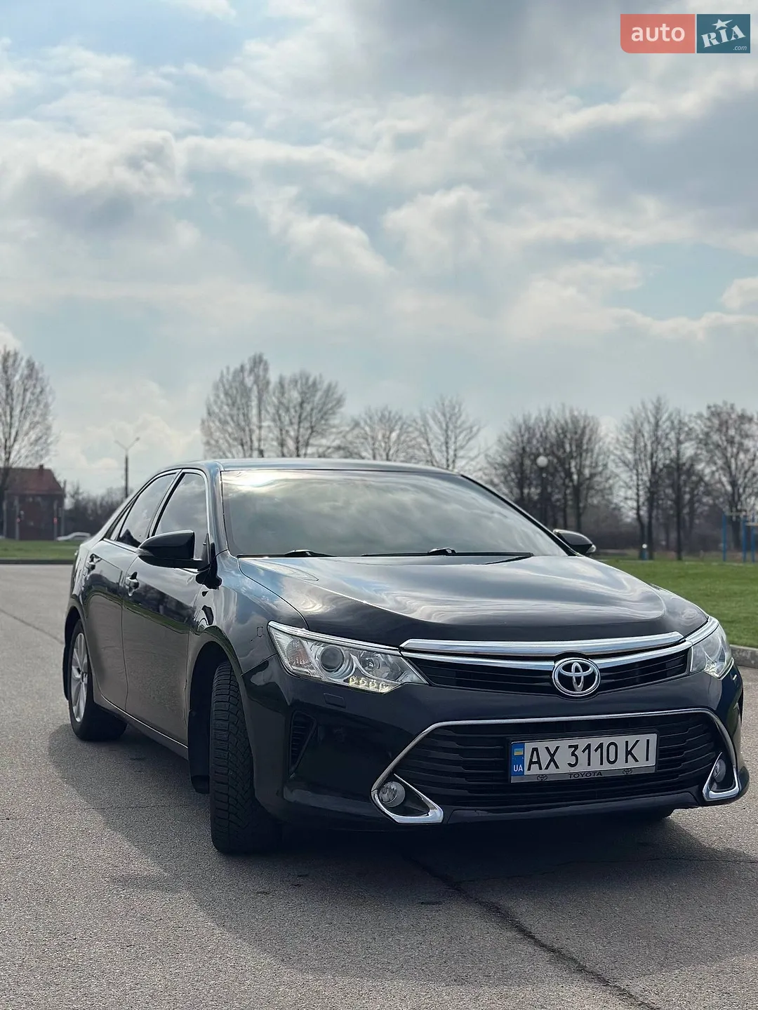 2015 Toyota Camry - фото 1