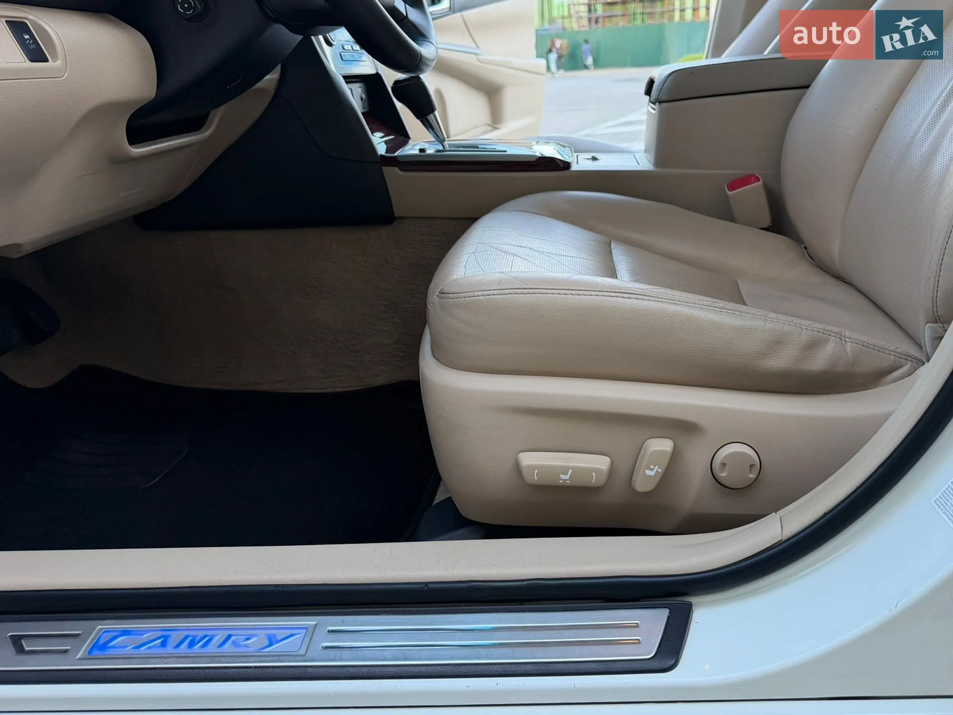 2014 Toyota Camry - мініатюра 36