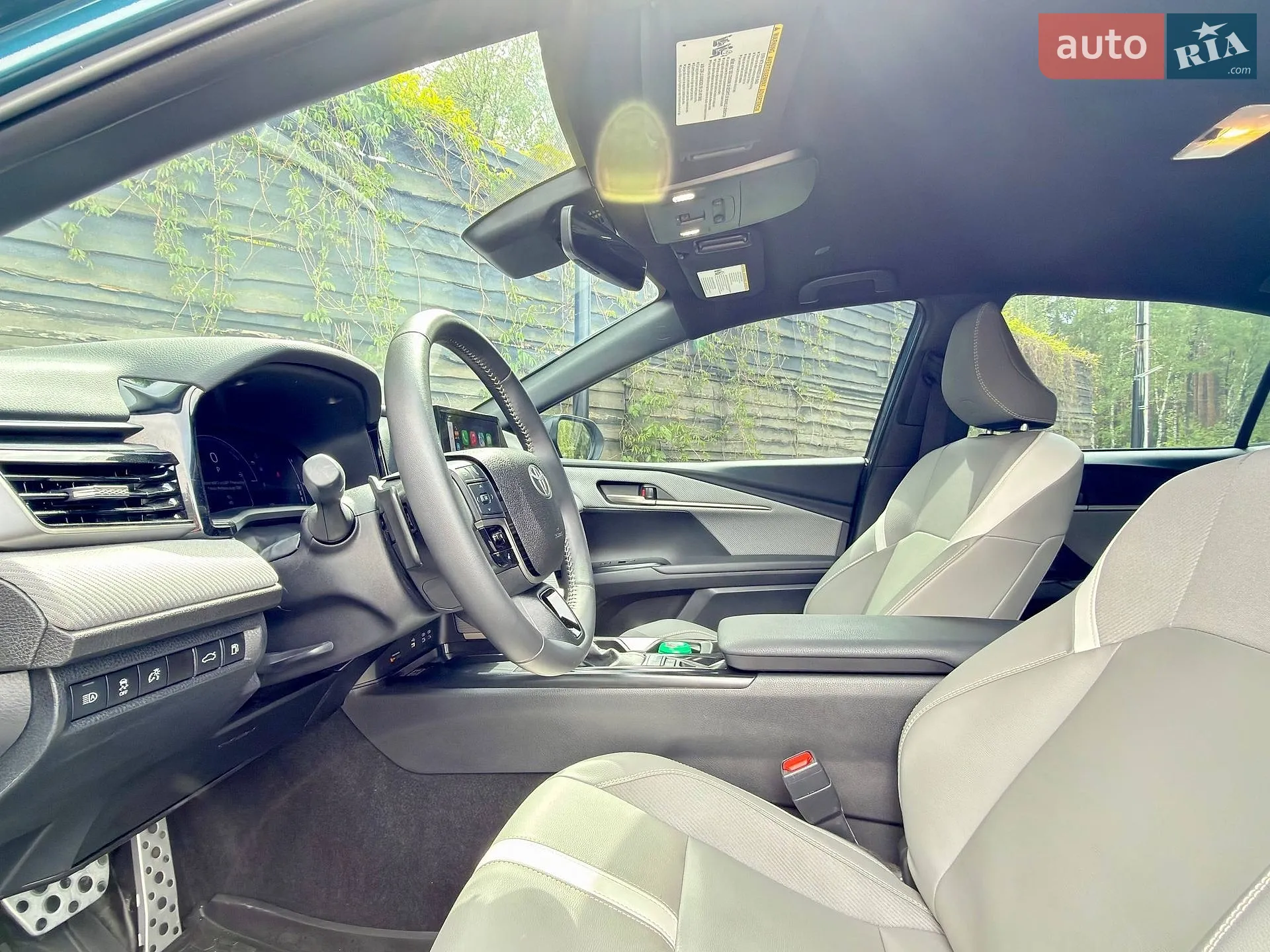 2025 Toyota Camry - мініатюра 21