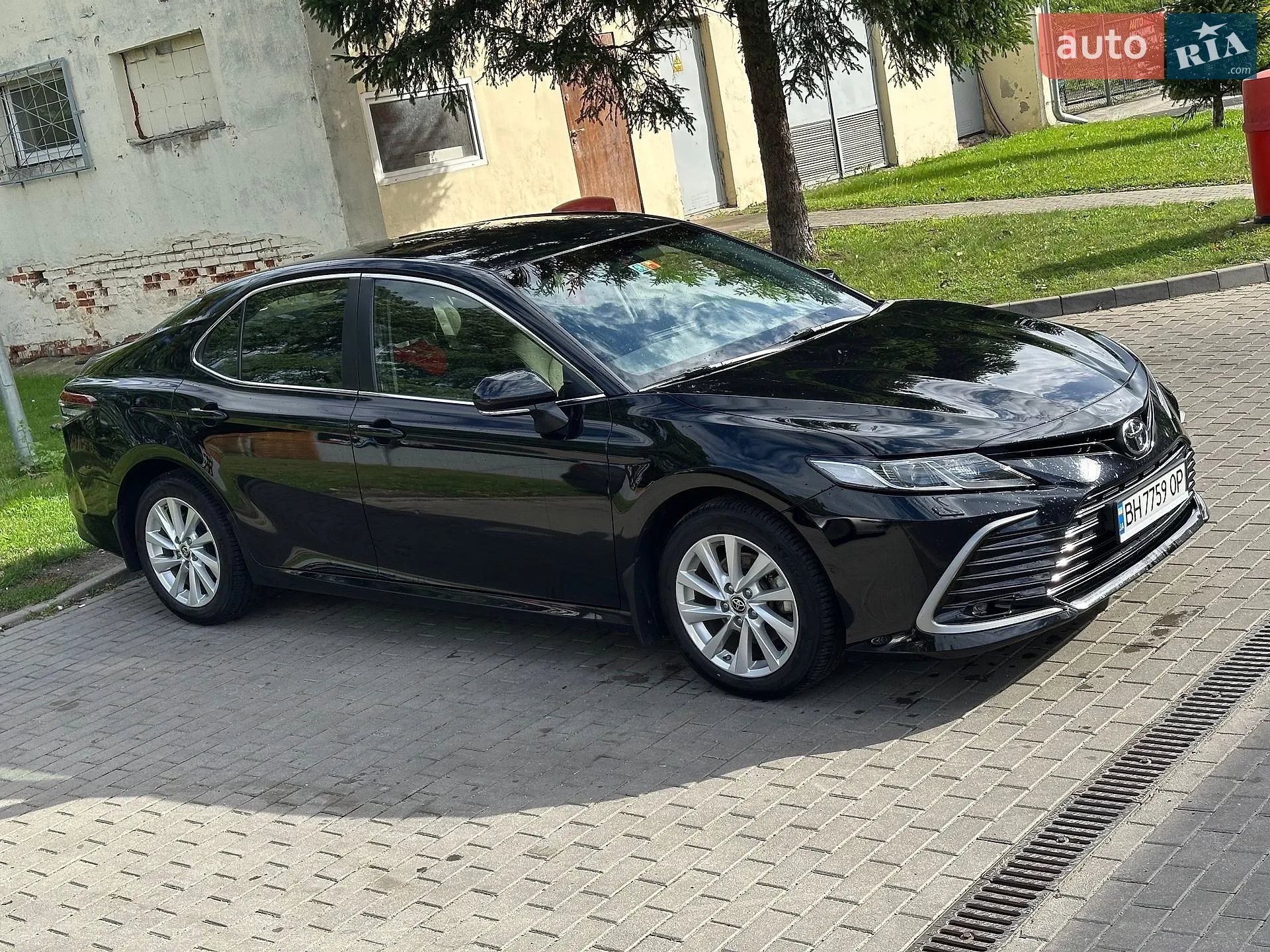 2021 Toyota Camry - мініатюра 2