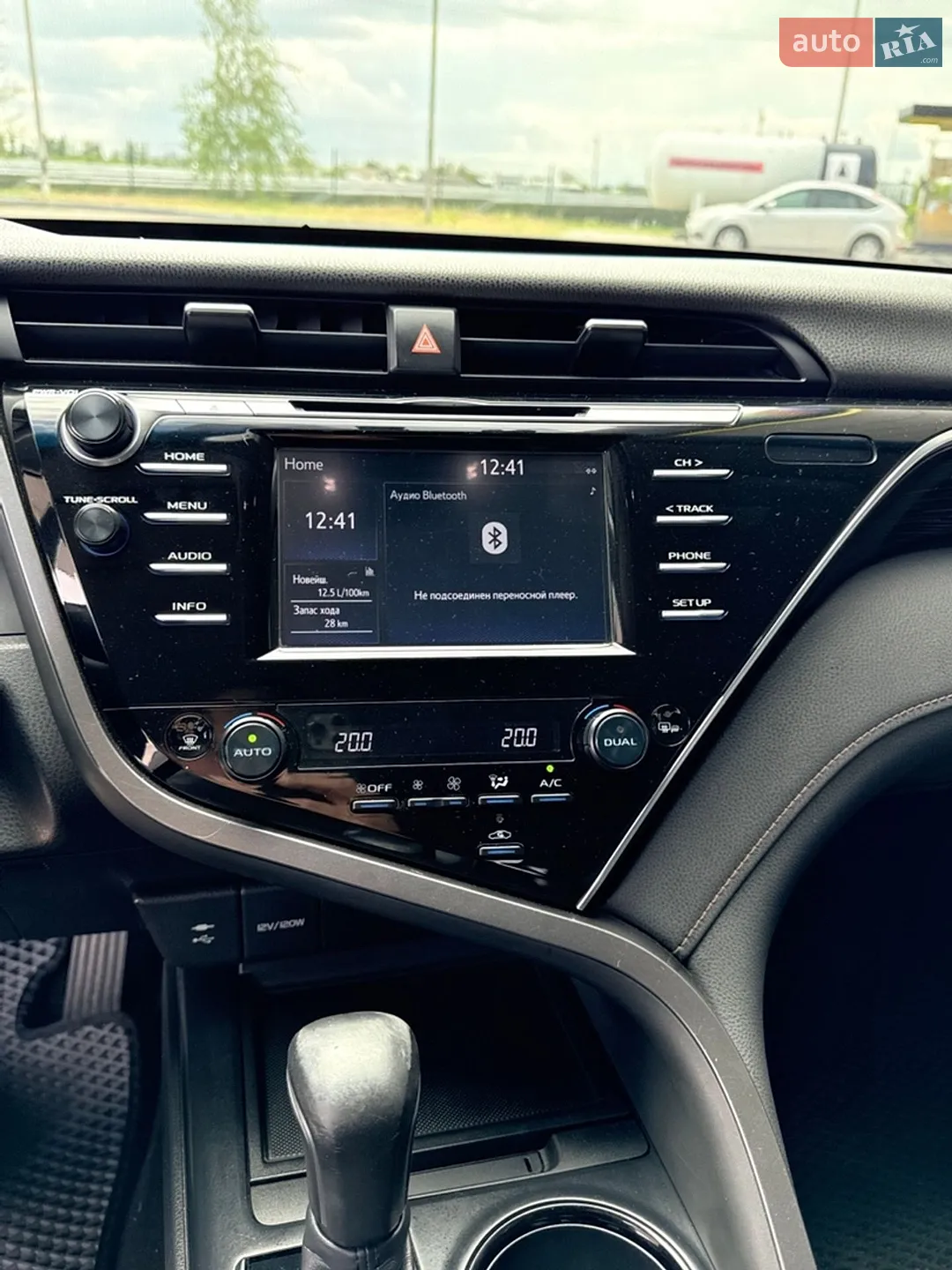 2018 Toyota Camry - мініатюра 16