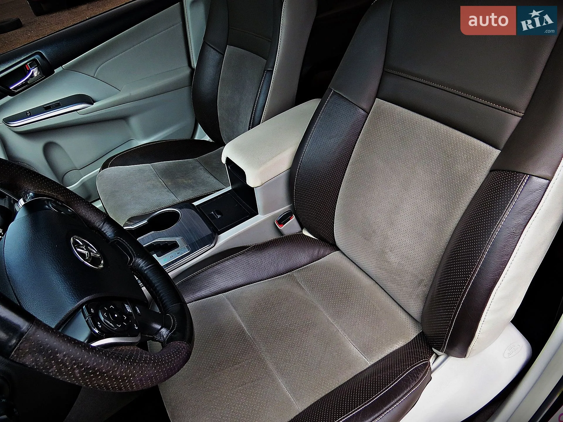2014 Toyota Camry - мініатюра 9