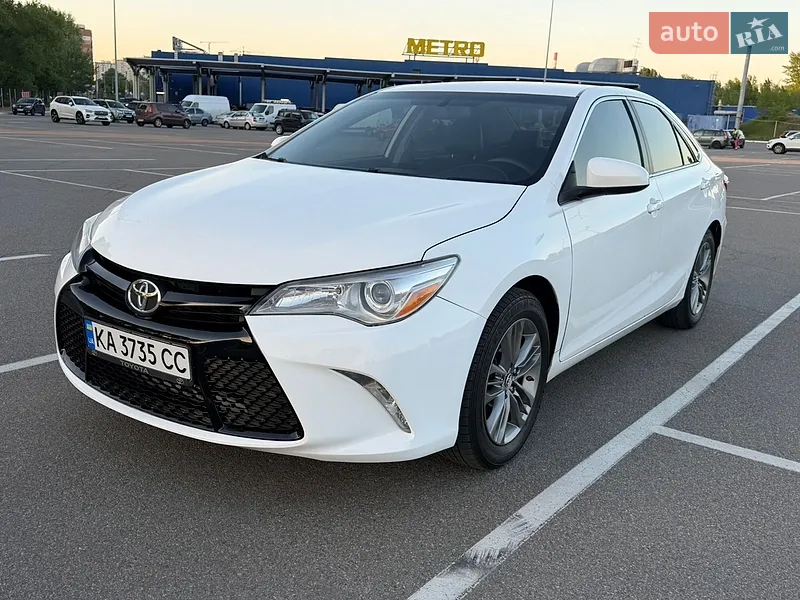 Toyota Camry 2017
