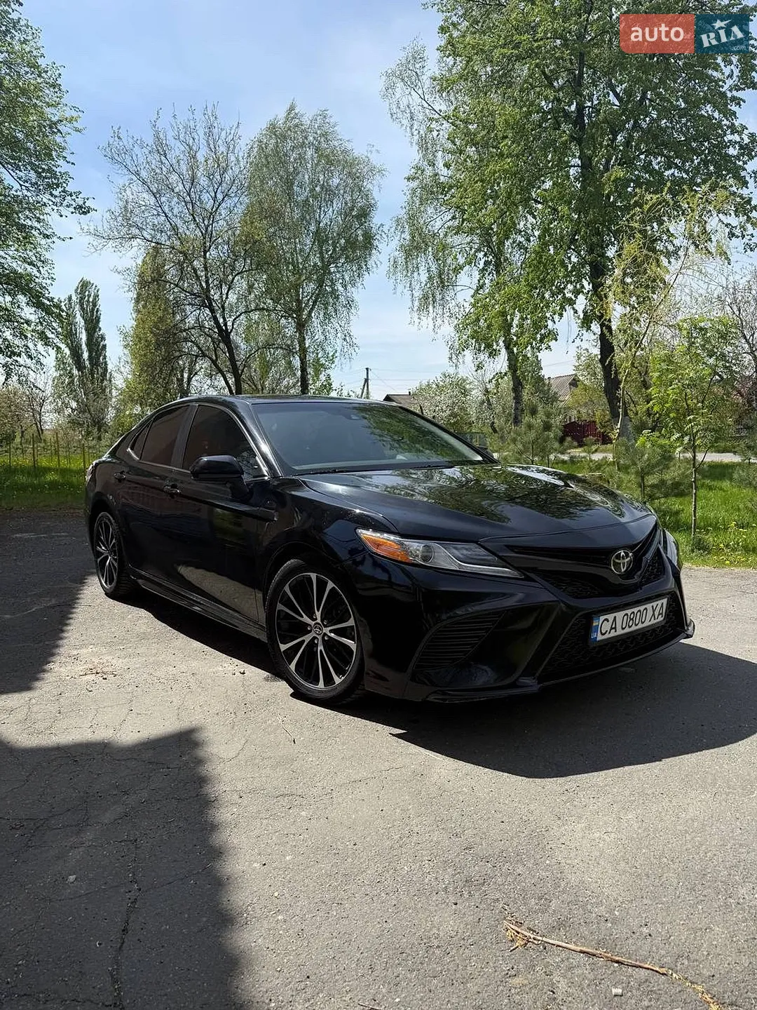 2020 Toyota Camry - фото 1