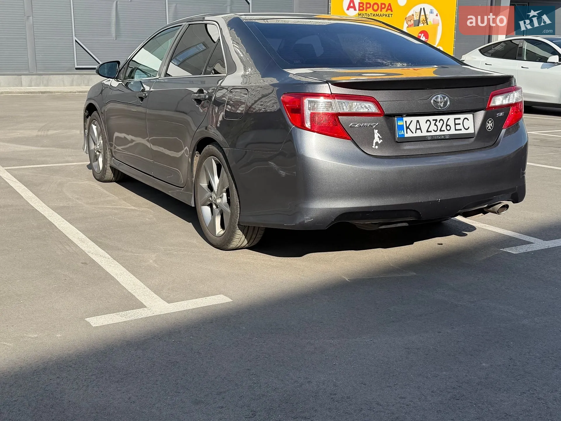 2014 Toyota Camry - мініатюра 6