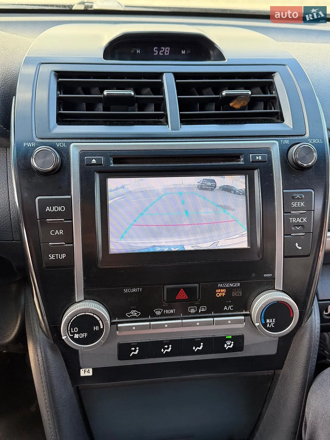 2014 Toyota Camry - мініатюра 17
