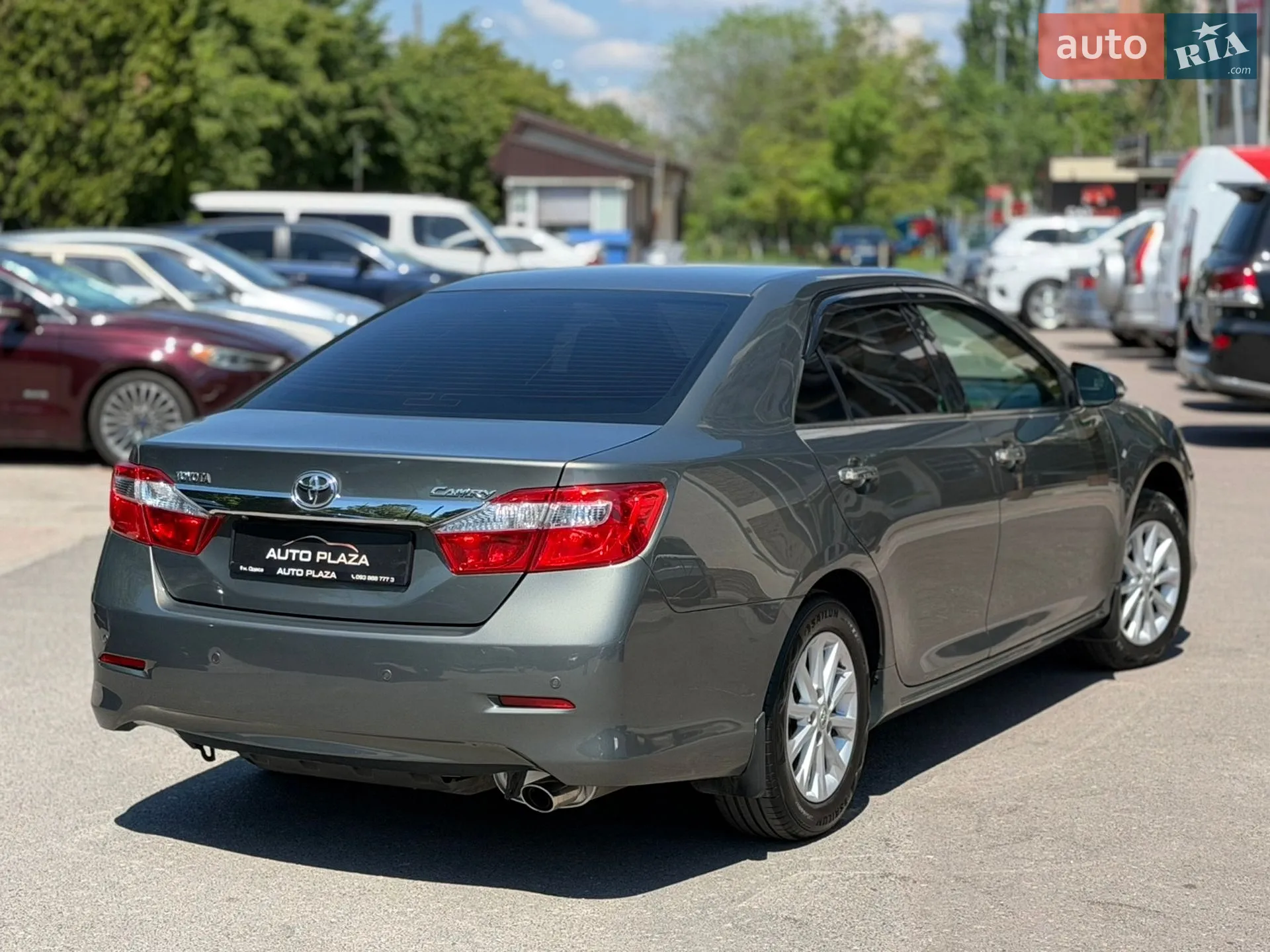 2012 Toyota Camry - мініатюра 21