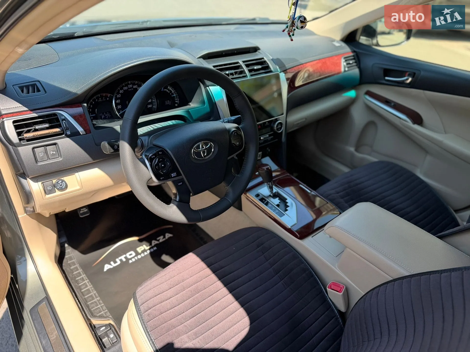 2012 Toyota Camry - мініатюра 42