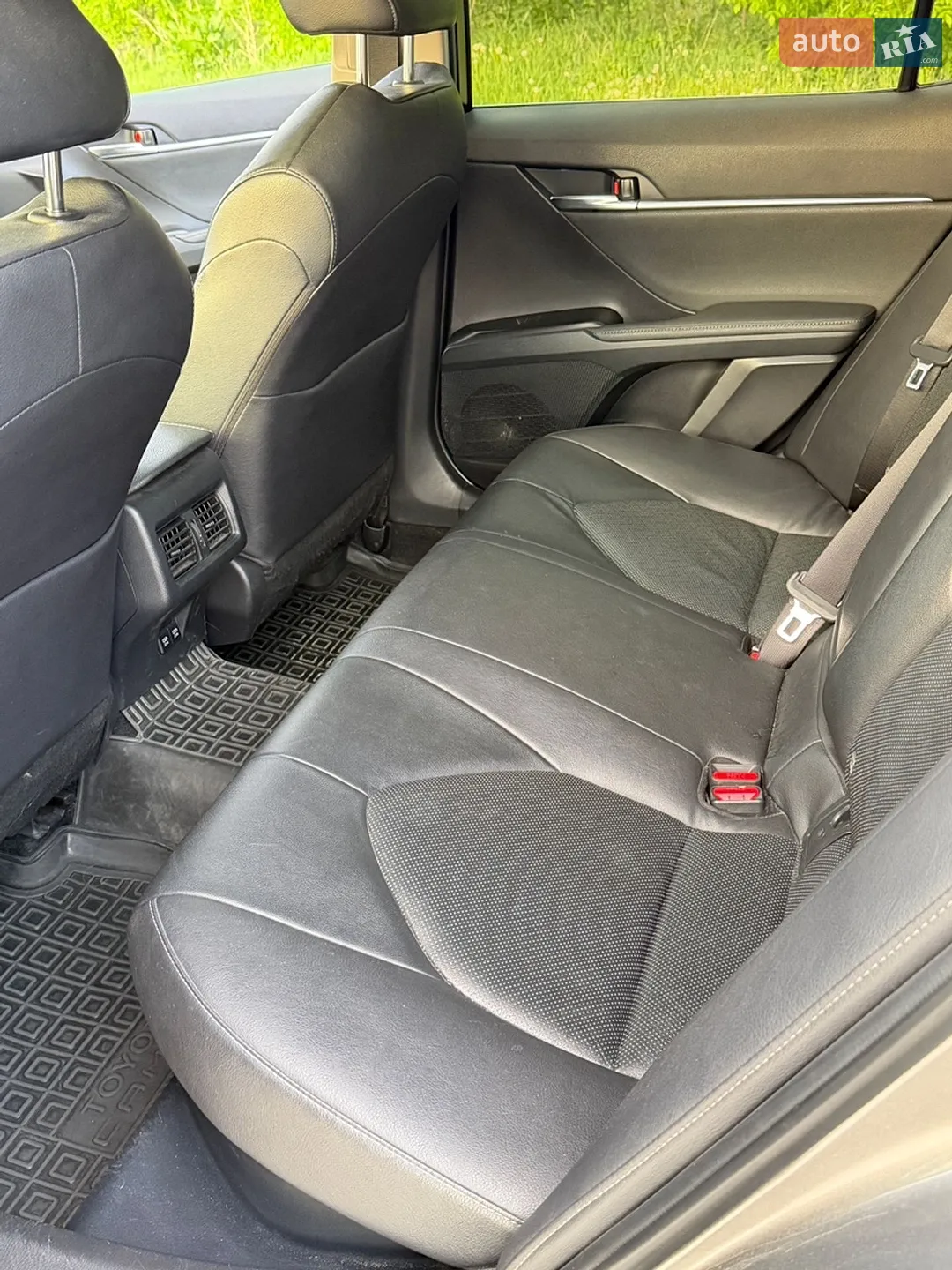 2021 Toyota Camry - мініатюра 8
