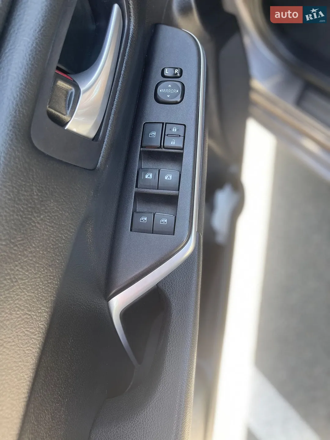 2015 Toyota Camry - мініатюра 10