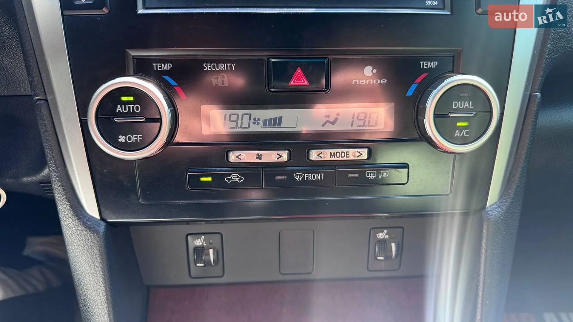 2013 Toyota Camry - мініатюра 22
