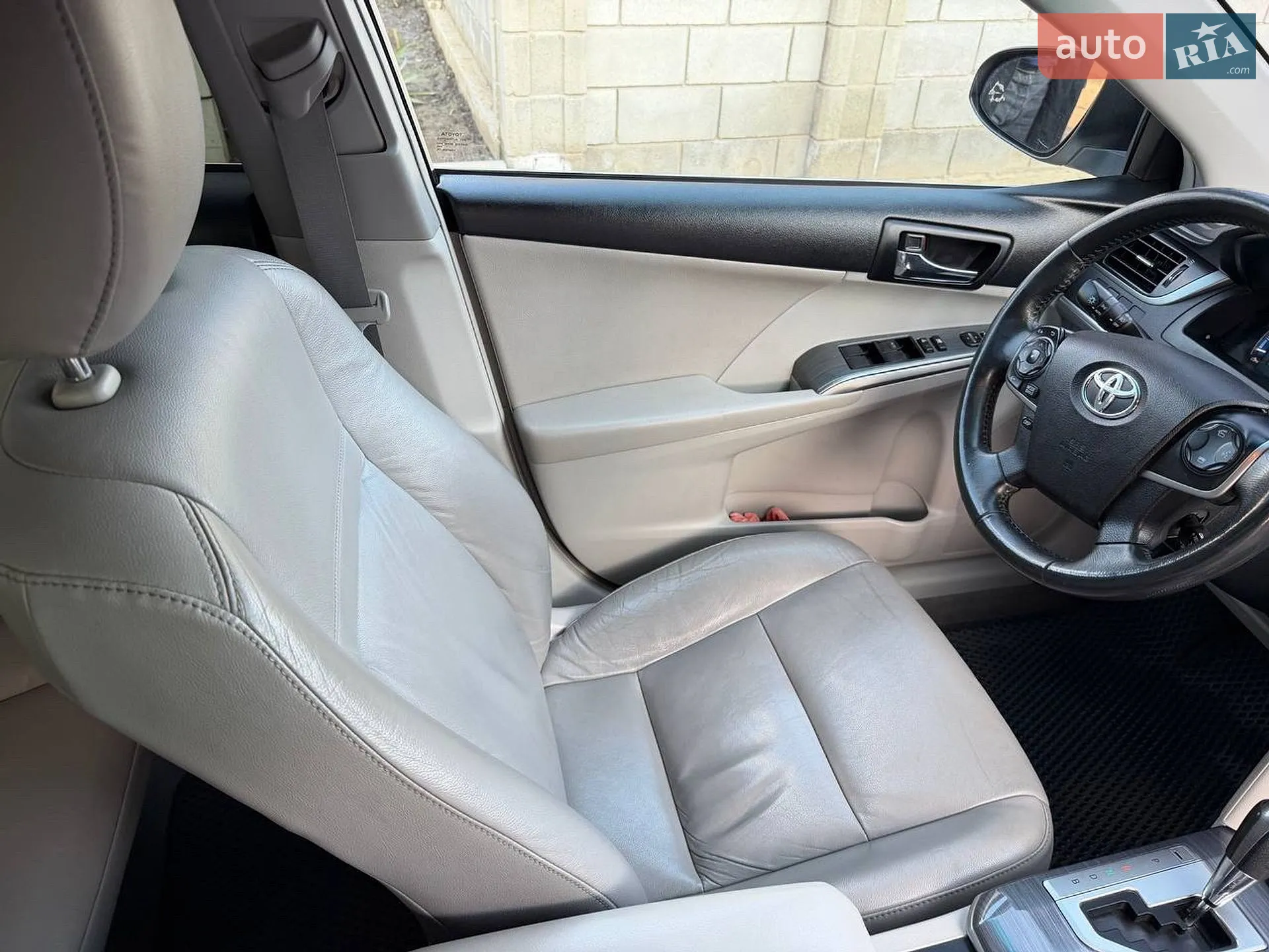 2013 Toyota Camry - мініатюра 10