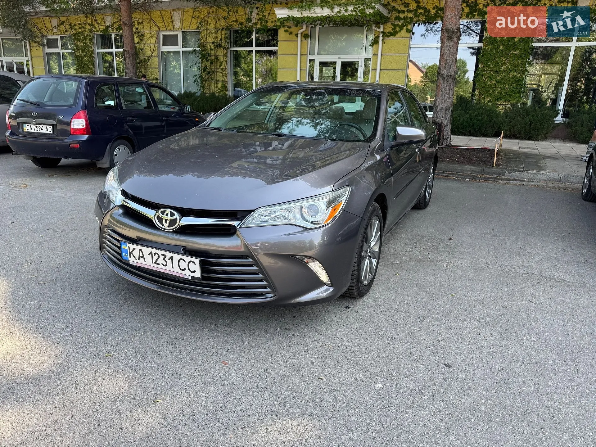 2016 Toyota Camry - фото 1