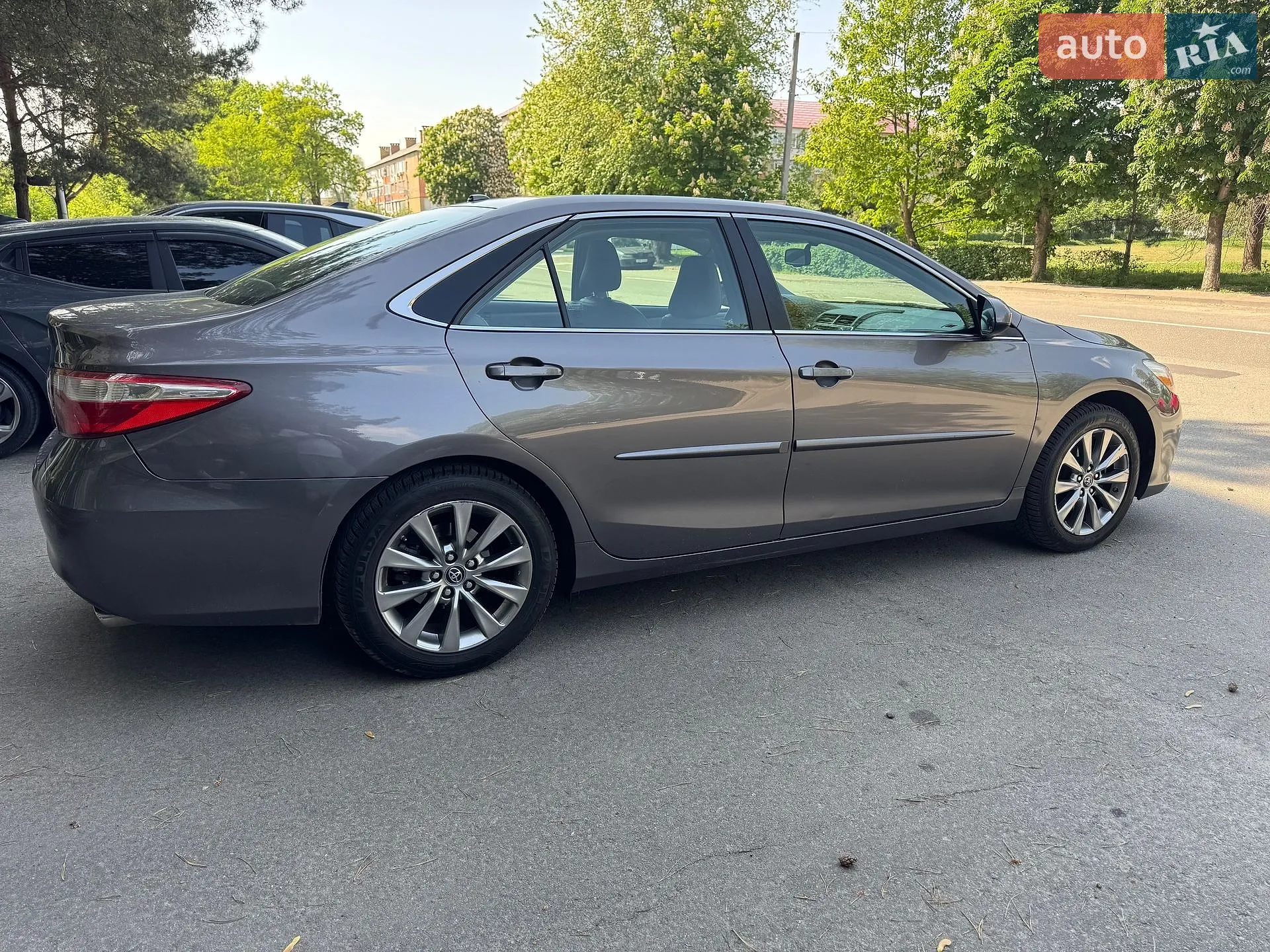 2016 Toyota Camry - мініатюра 9