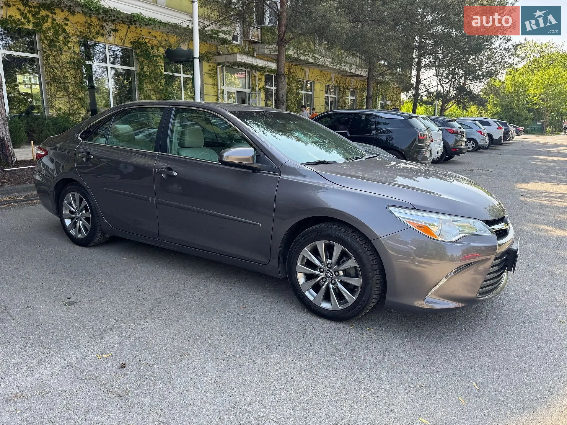2016 Toyota Camry - мініатюра 11