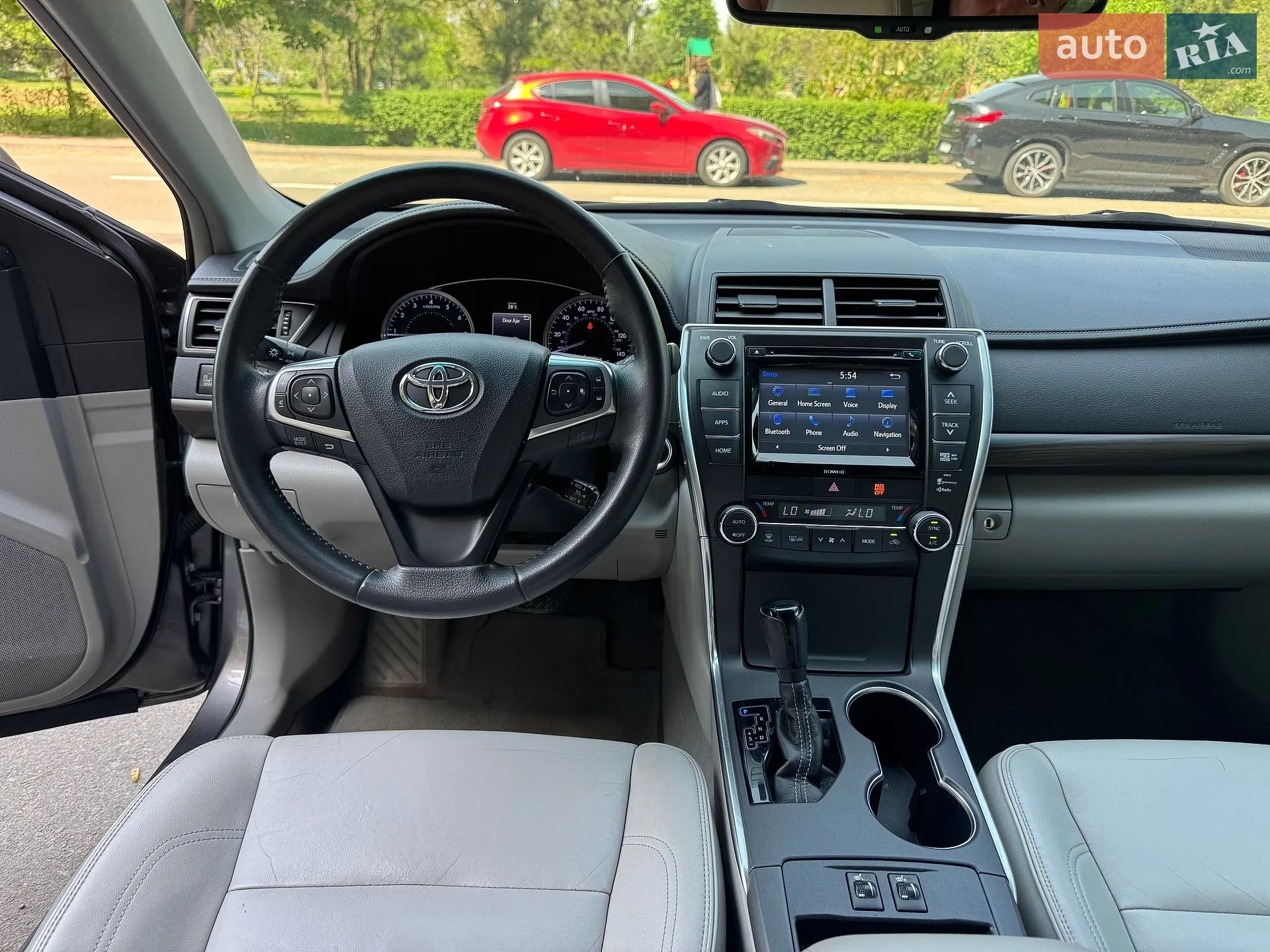 2016 Toyota Camry - мініатюра 19