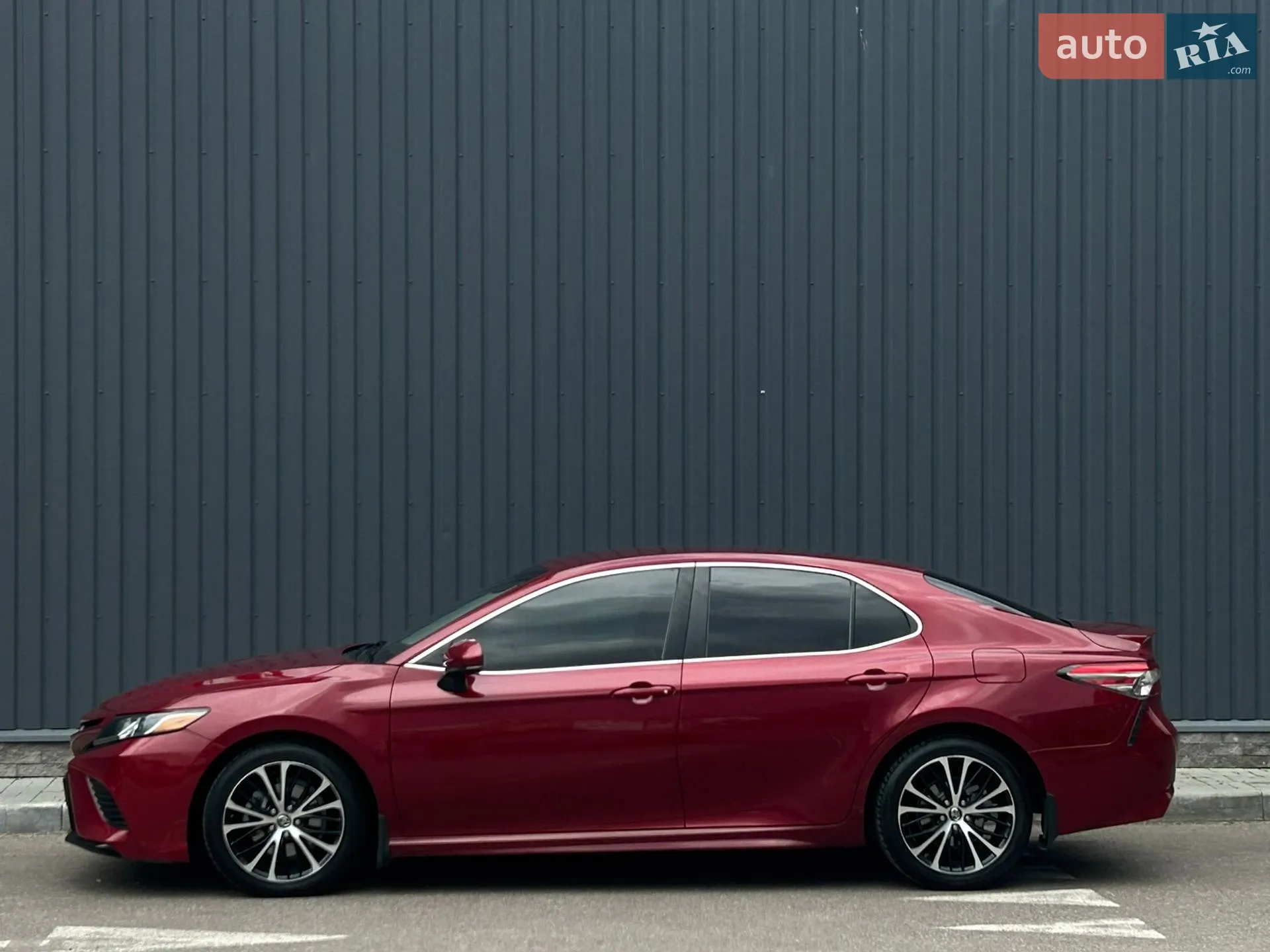 2018 Toyota Camry - мініатюра 4