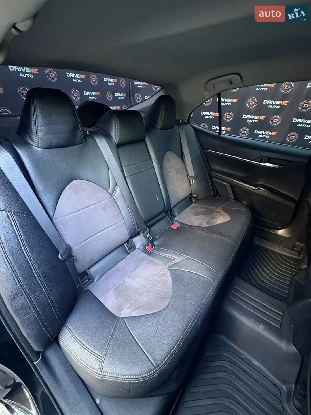 2019 Toyota Camry - мініатюра 28