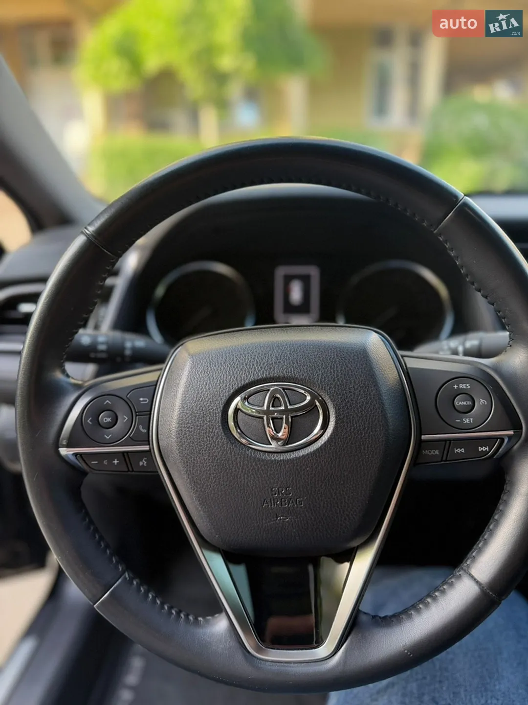 2020 Toyota Camry - мініатюра 13