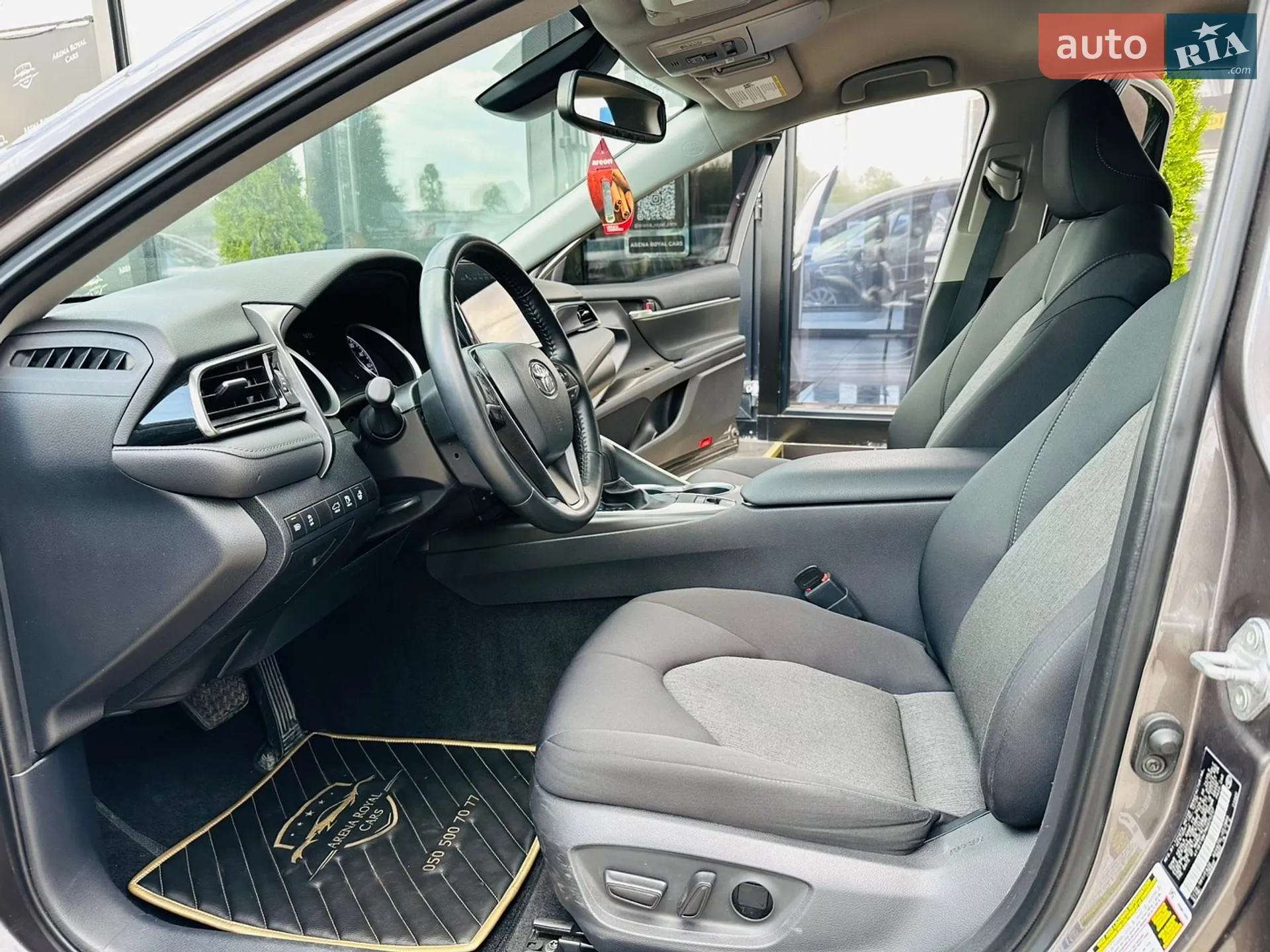 2020 Toyota Camry - мініатюра 13
